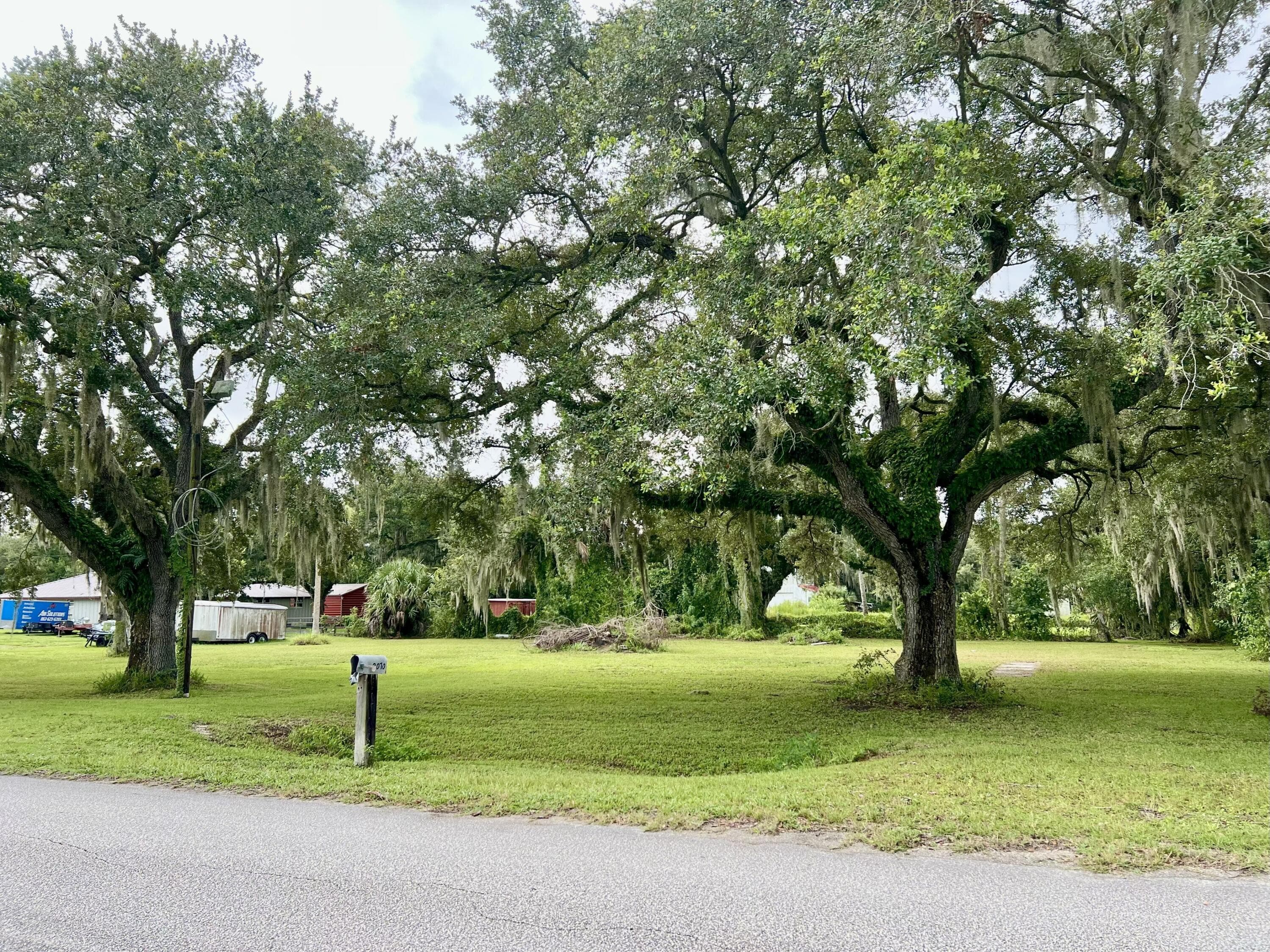 2070 SW 8th Street, Okeechobee, FL 34974 — photo 4 of 10