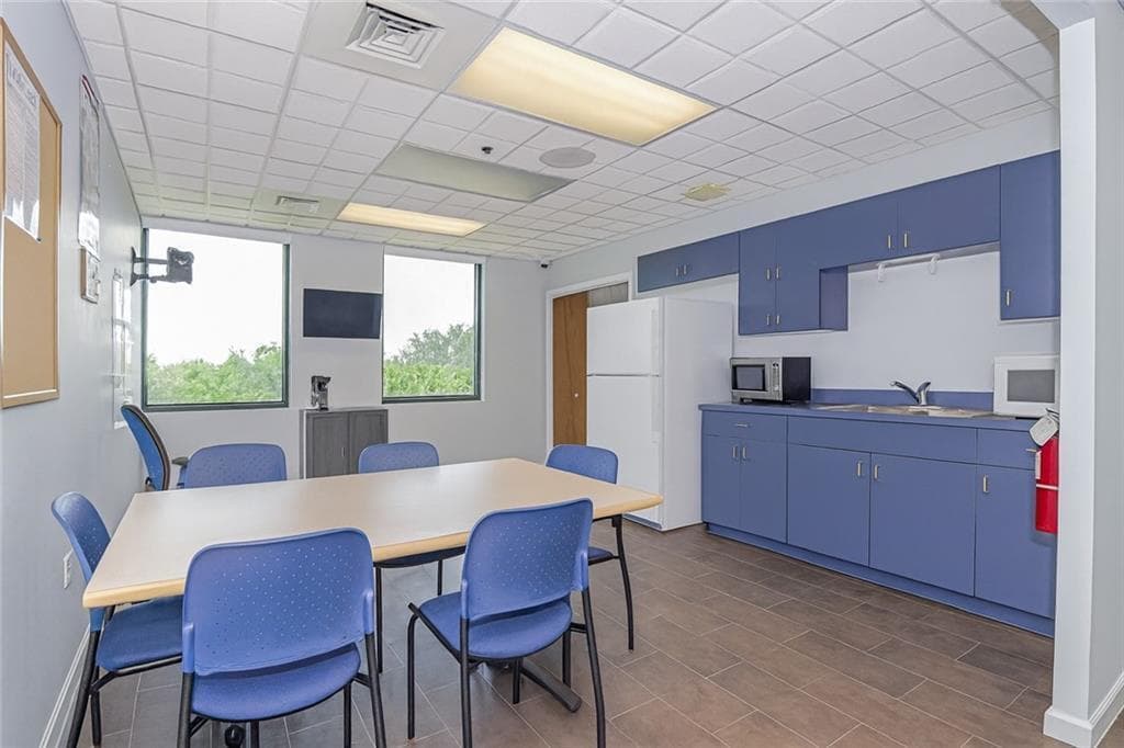 3755 7th Terrace 303 Suite A, Vero Beach, FL 32960 — photo 27 of 36