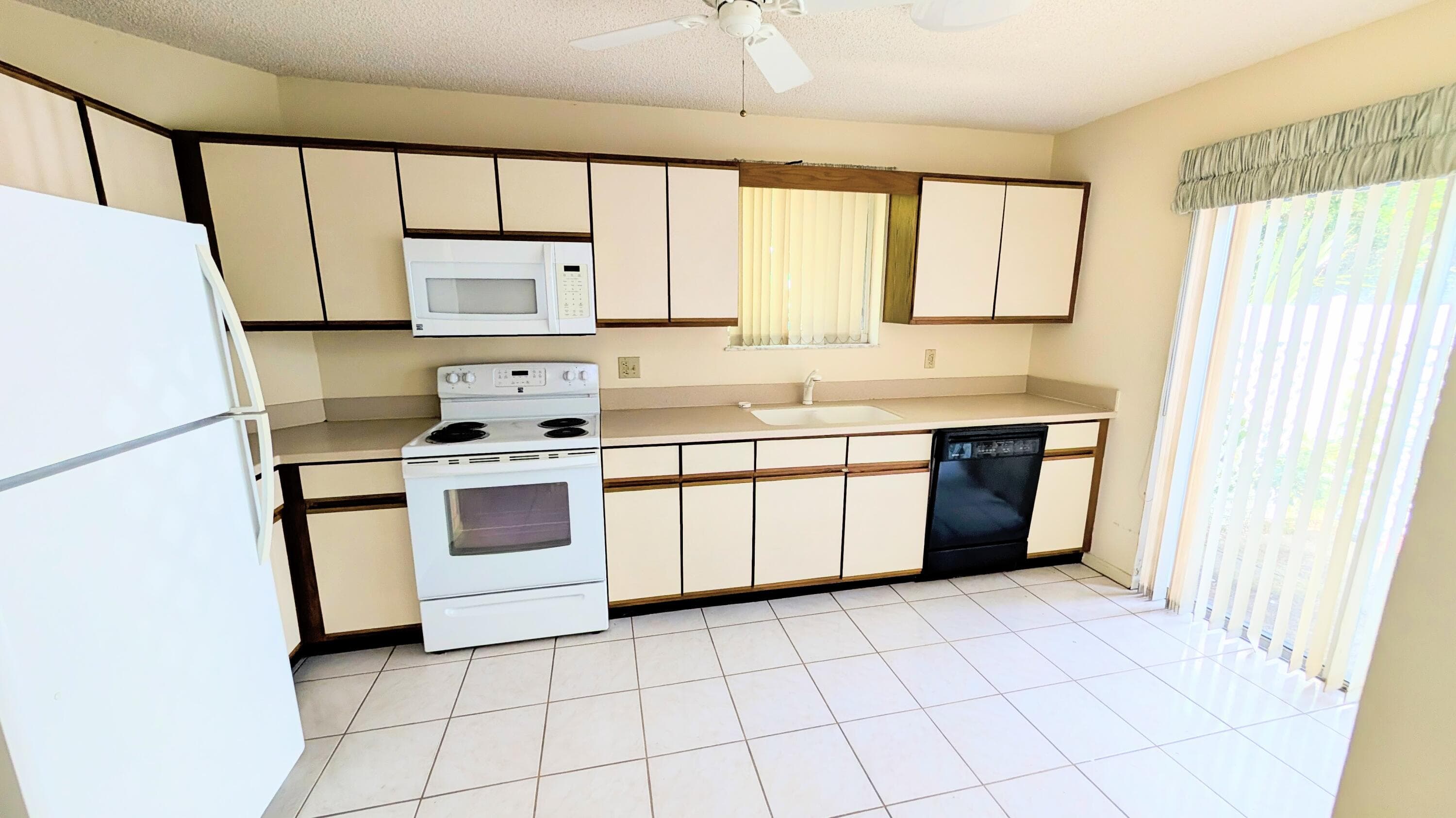 9746 Nickels Boulevard 104, Boynton Beach, FL 33436 — photo 13 of 18