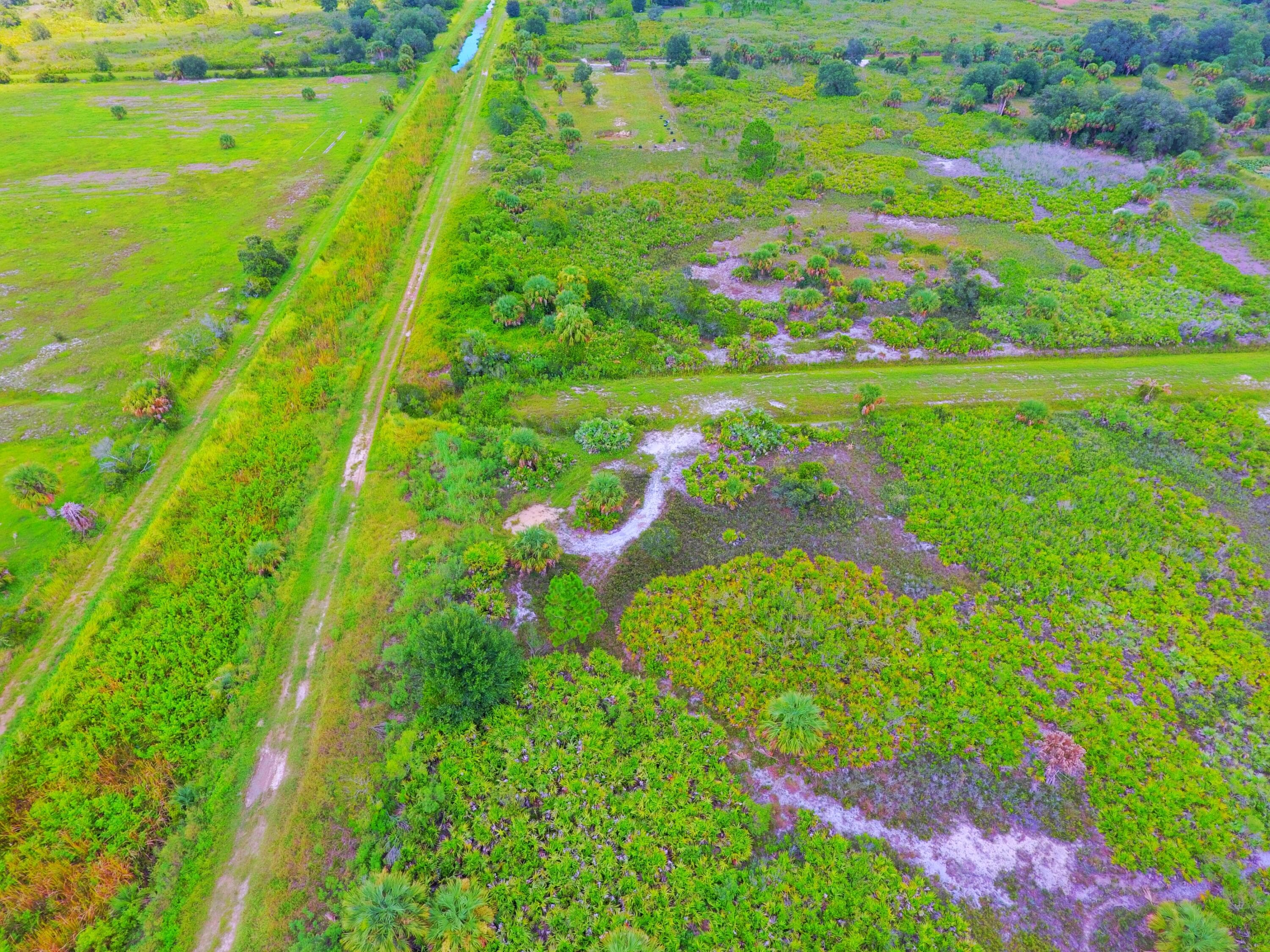 21594 NW 282nd Street, Okeechobee, FL 34972 — photo 3 of 6
