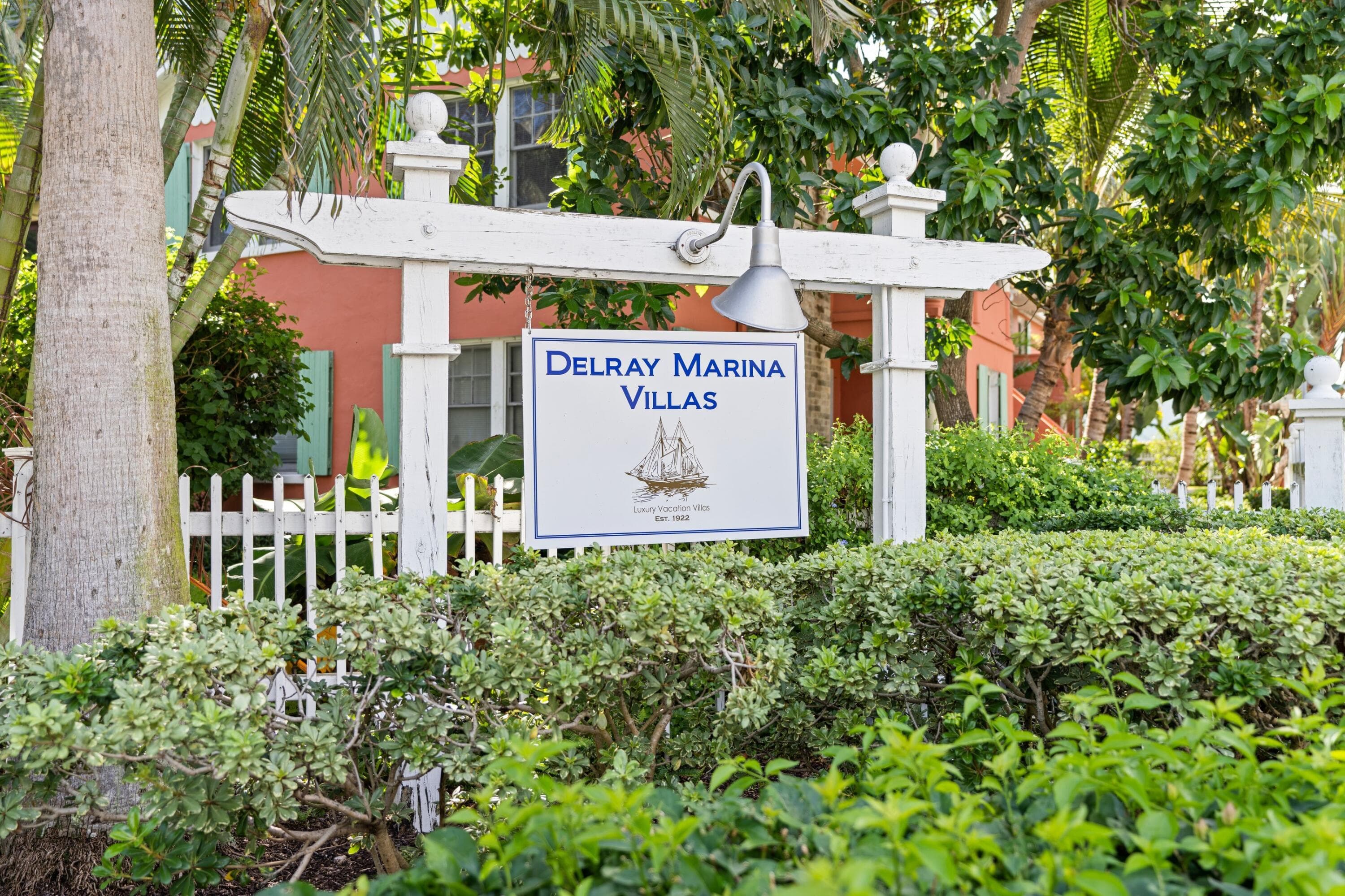 102 SE 7th Avenue Villa 4, Delray Beach, FL 33483 — photo 1 of 23