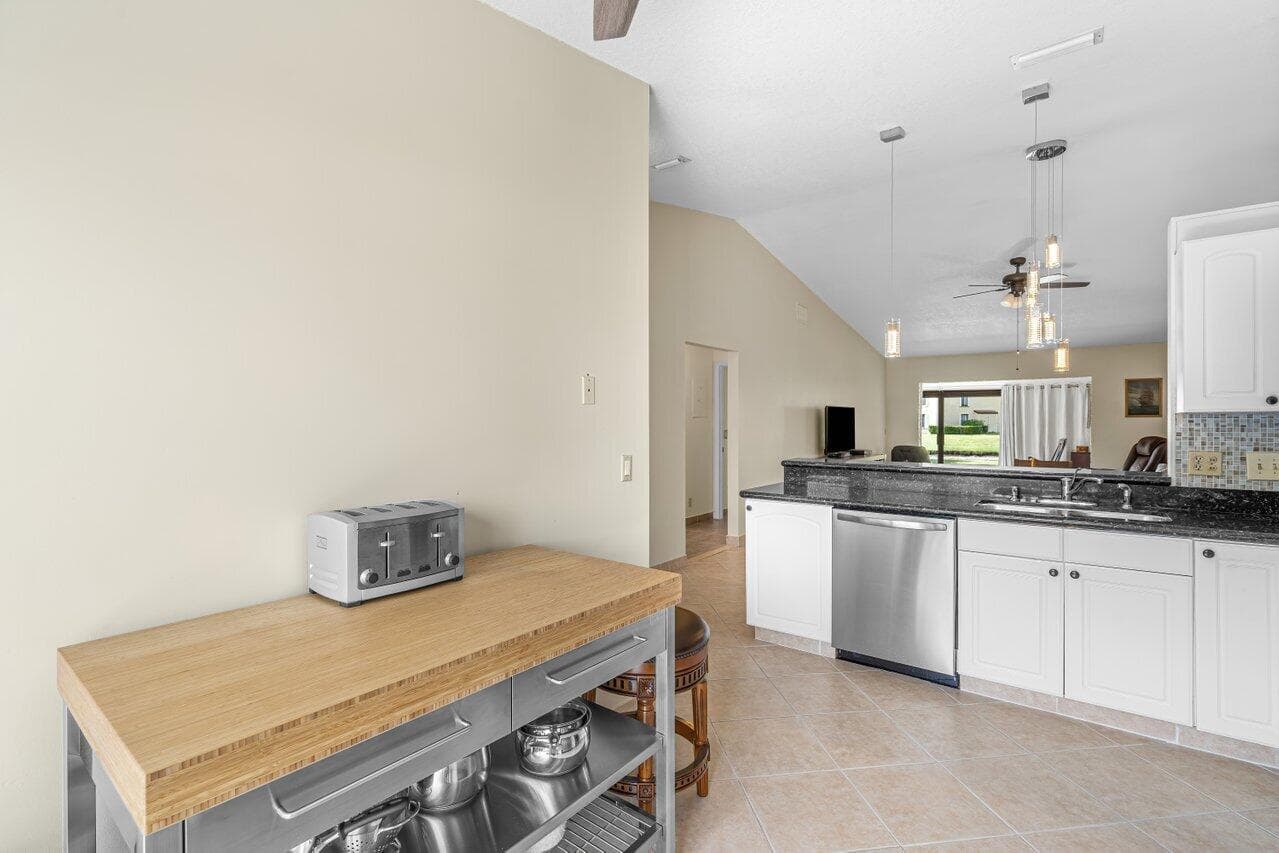 816 Sky Pine Way G, Greenacres, FL 33415 — photo 12 of 38