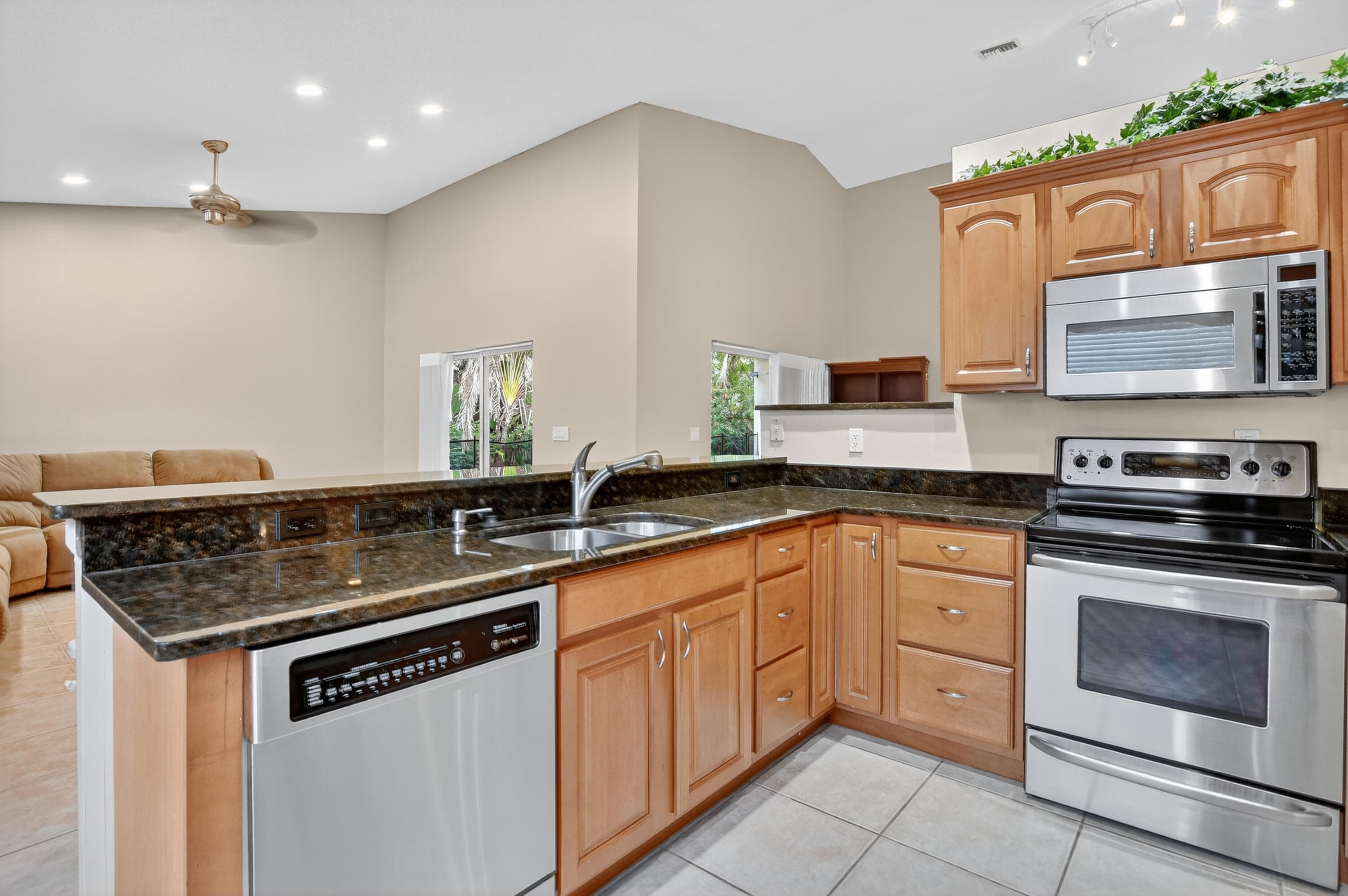 3511 NW 4th Avenue, Boca Raton, FL 33431 — photo 26 of 27