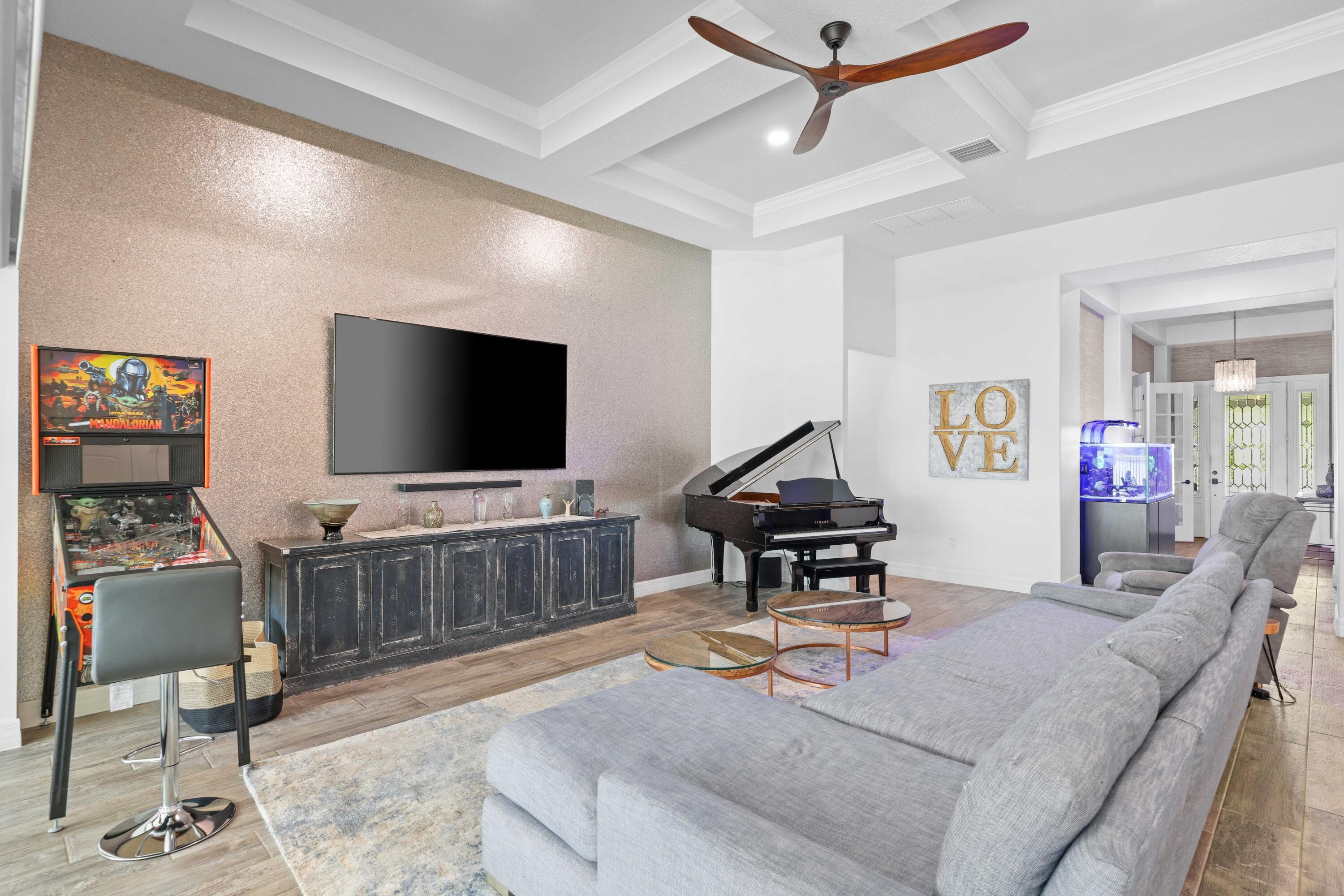 9191 Balsamo Drive, Palm Beach Gardens, FL 33412 — photo 10 of 71