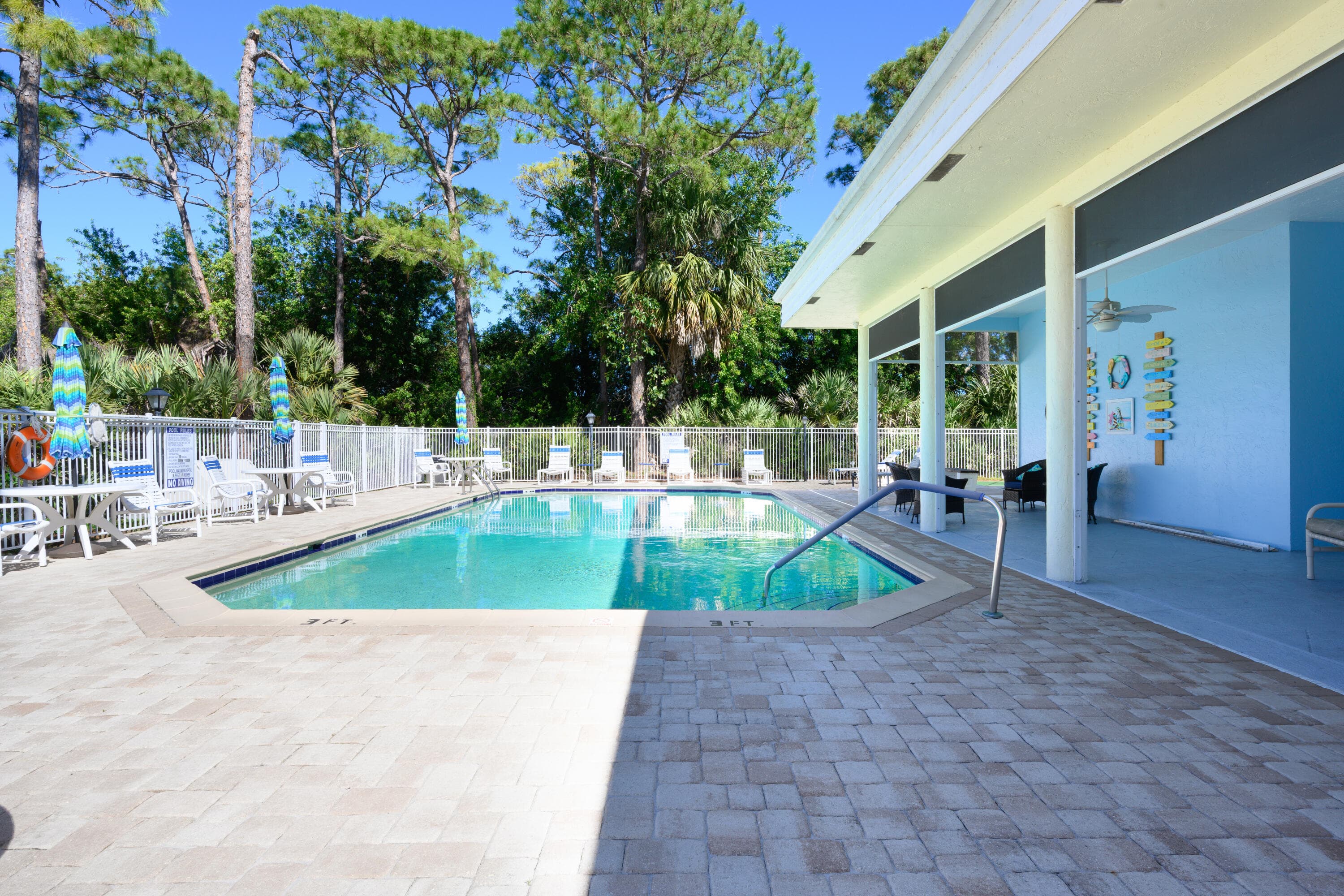 10976 SE Sea Pines Circle, Hobe Sound, FL 33455 — photo 21 of 39