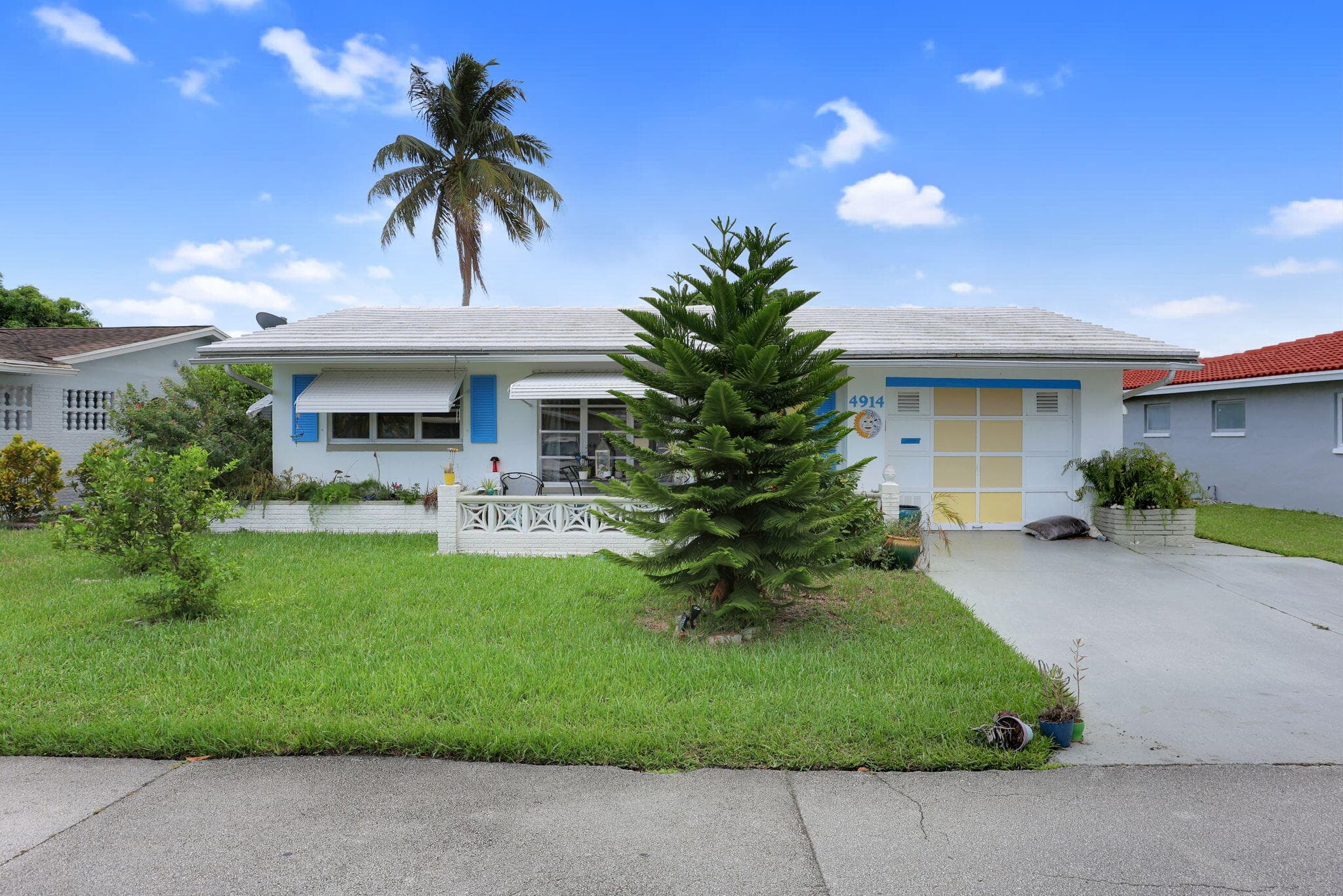 4914 NW 52 Street, Tamarac, FL 33319 — photo 1 of 30