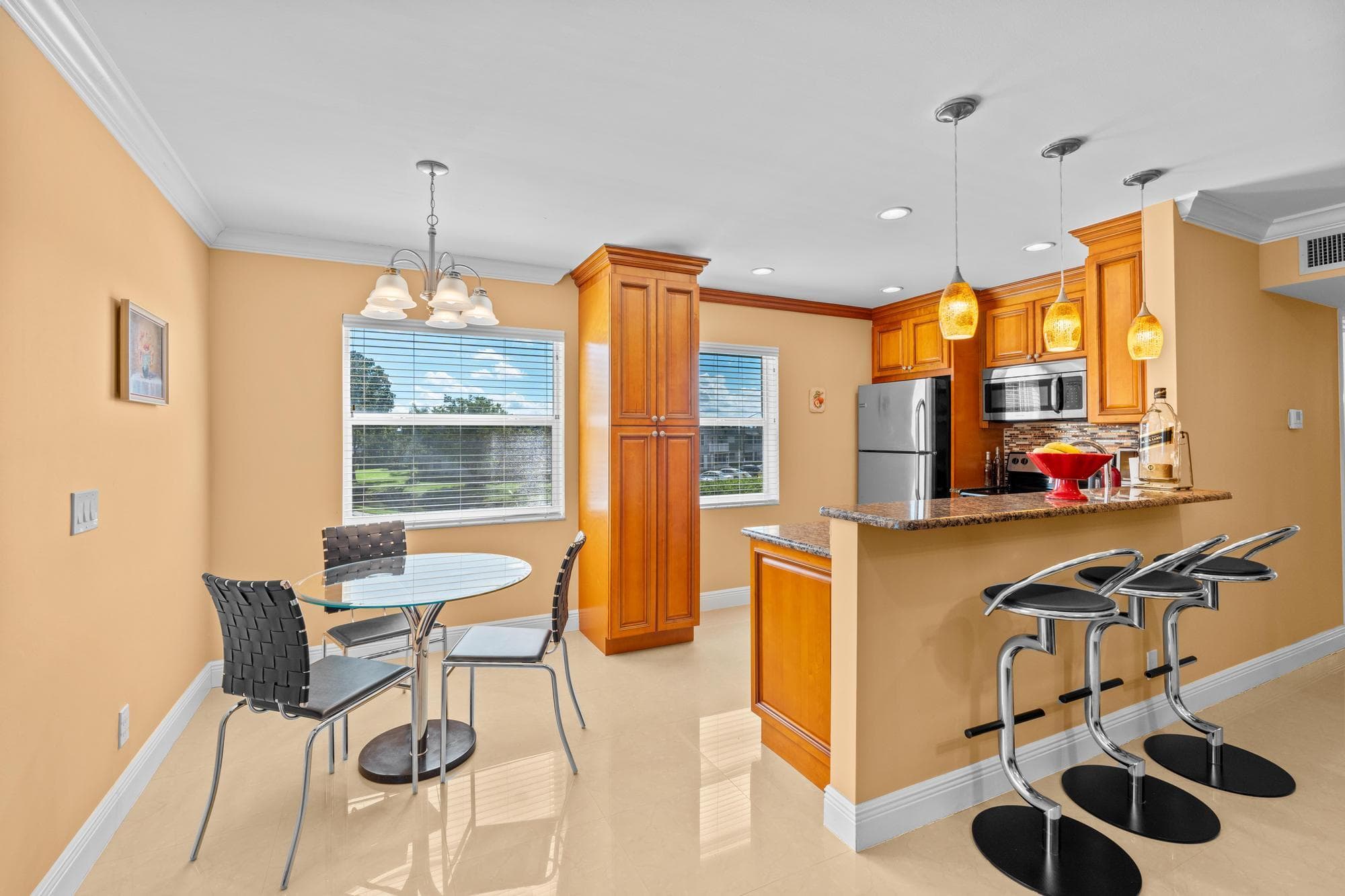480 Flanders J, Delray Beach, FL 33484 — photo 7 of 45