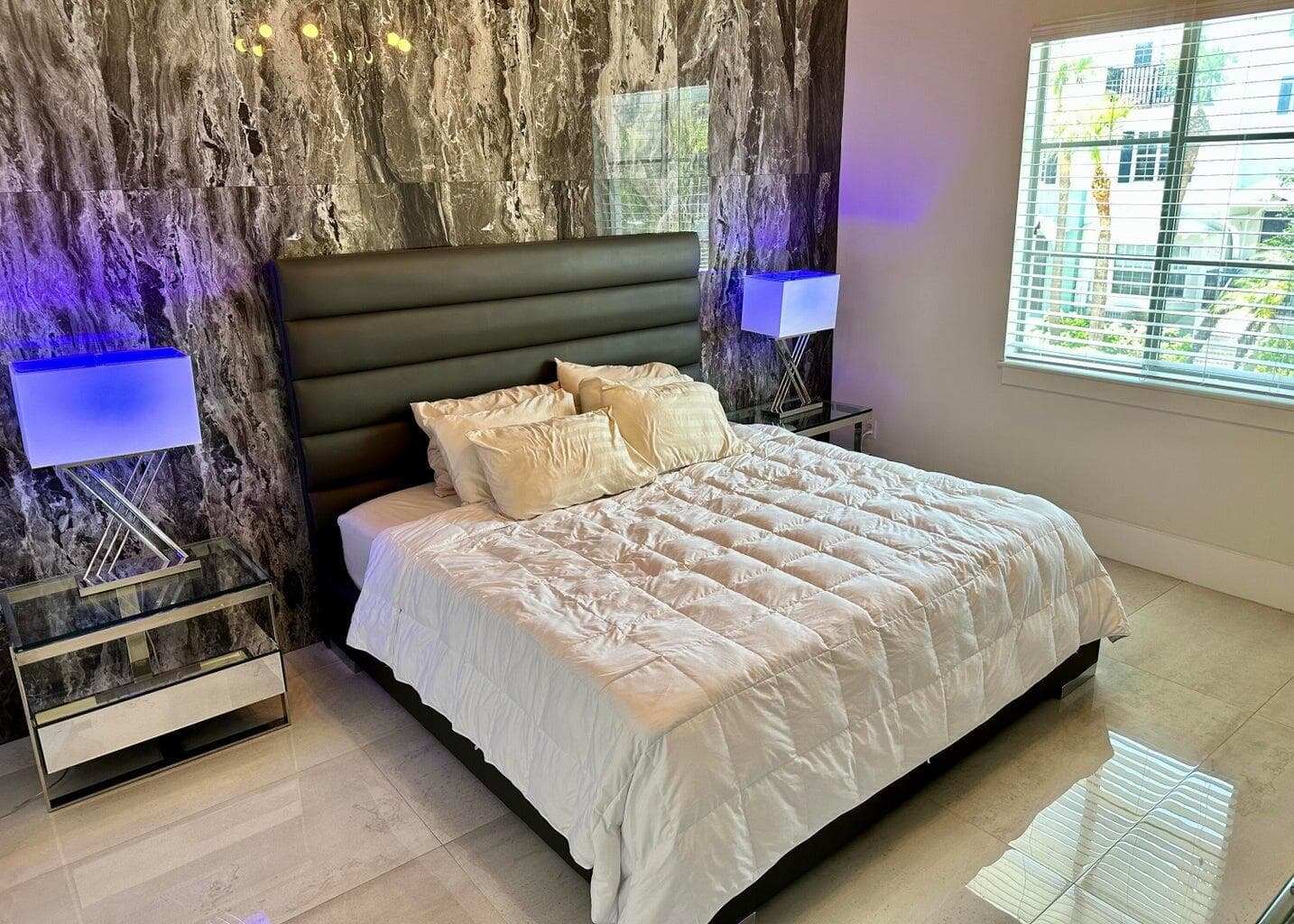 335 SE 6th Avenue 210, Delray Beach, FL 33483 — photo 13 of 33