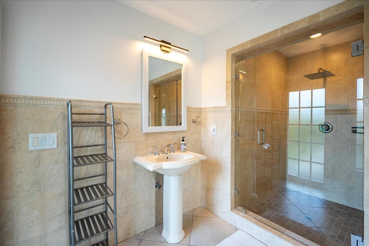 1947 NW Palmetto Terrace, Stuart, FL 34994 — photo 13 of 128