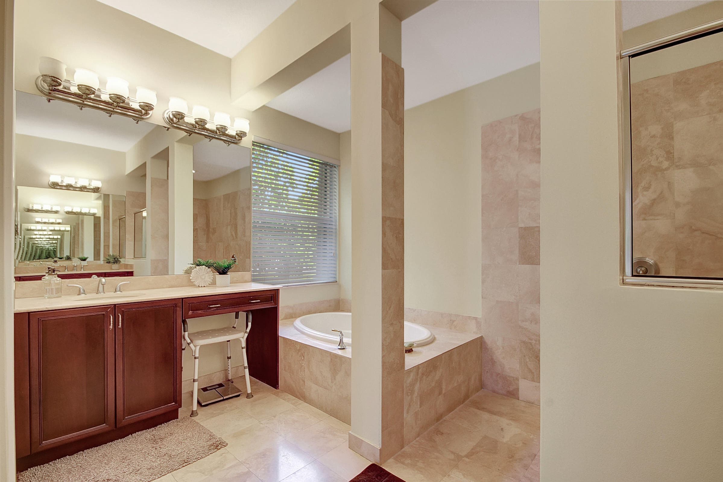 8123 Woodslanding Trail, West Palm Beach, FL 33411 — photo 21 of 48