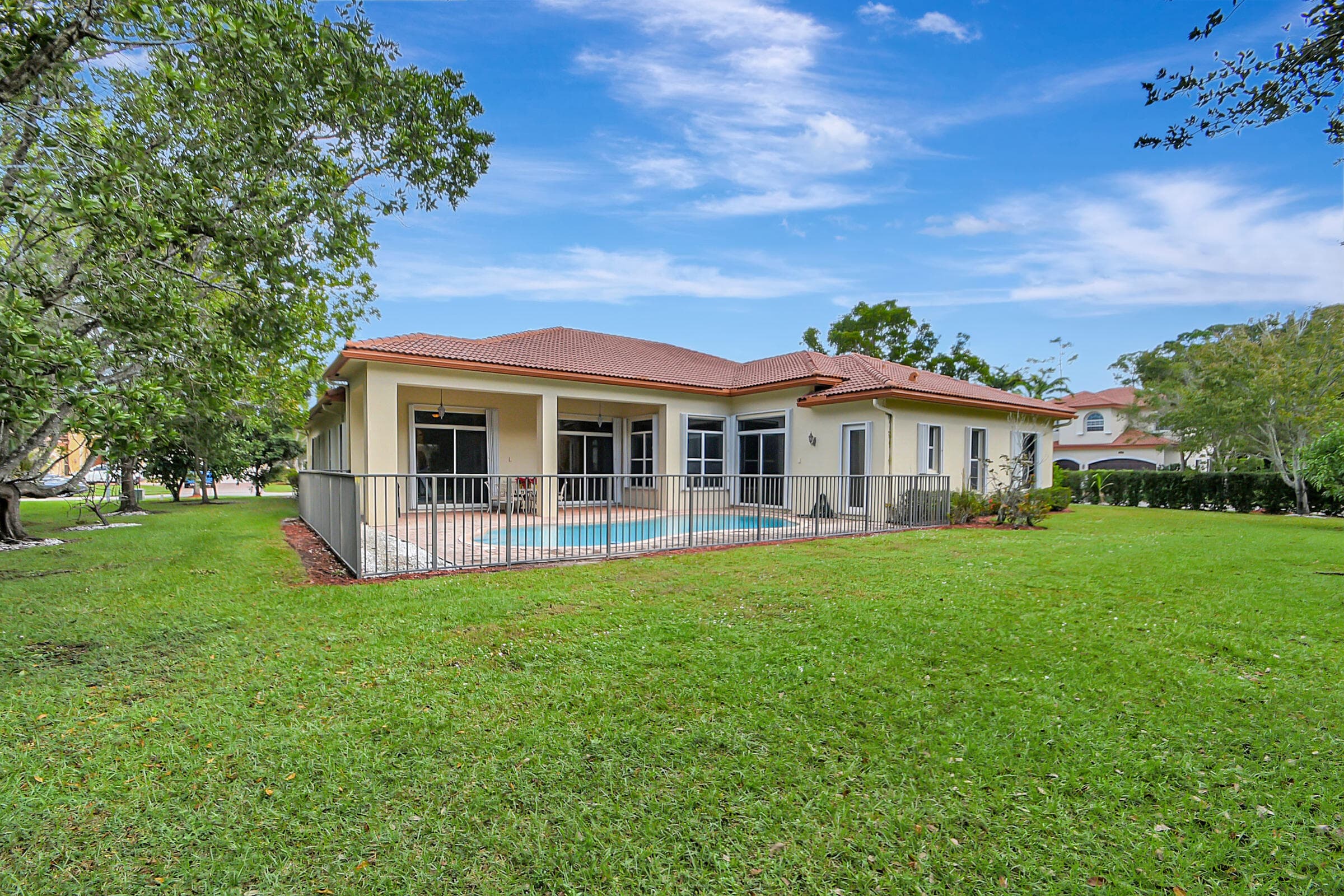8123 Woodslanding Trail, West Palm Beach, FL 33411 — photo 37 of 48