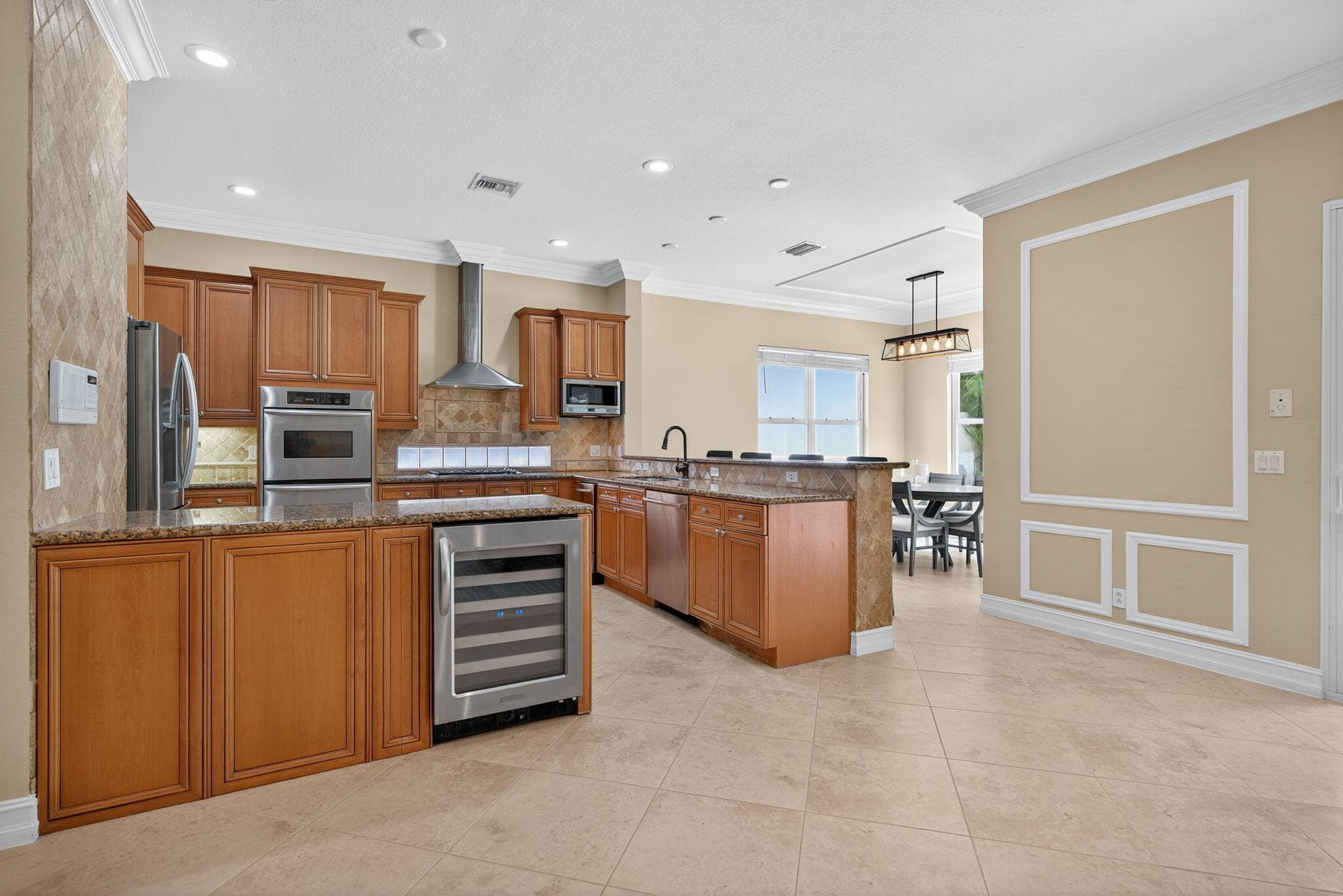 247 Sedona Way, Palm Beach Gardens, FL 33418 — photo 15 of 85