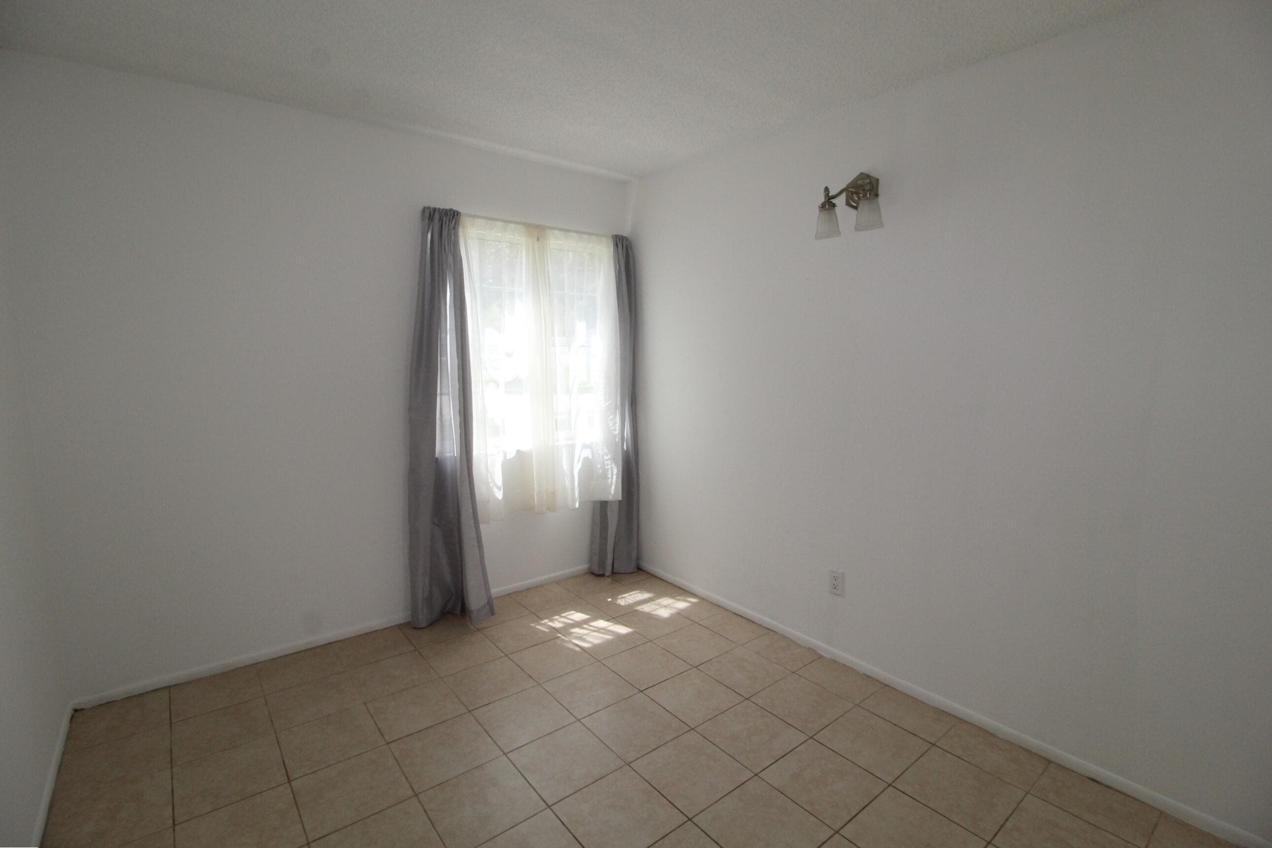 2022 SE West Dunbrooke Circle SE, Port St. Lucie, FL 34952 — photo 7 of 12