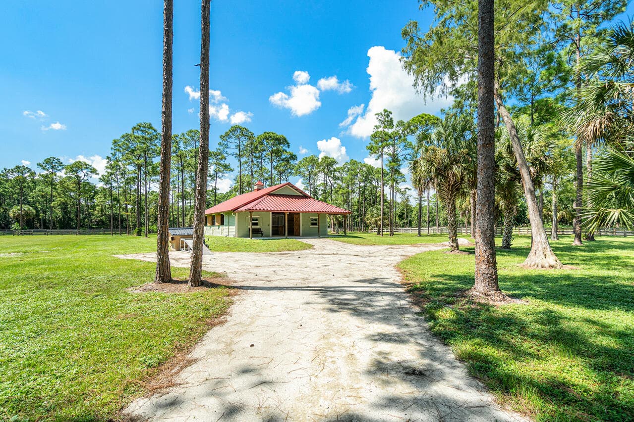 1835 Stallion Drive Stalls, Loxahatchee, FL 33470 — photo 17 of 35