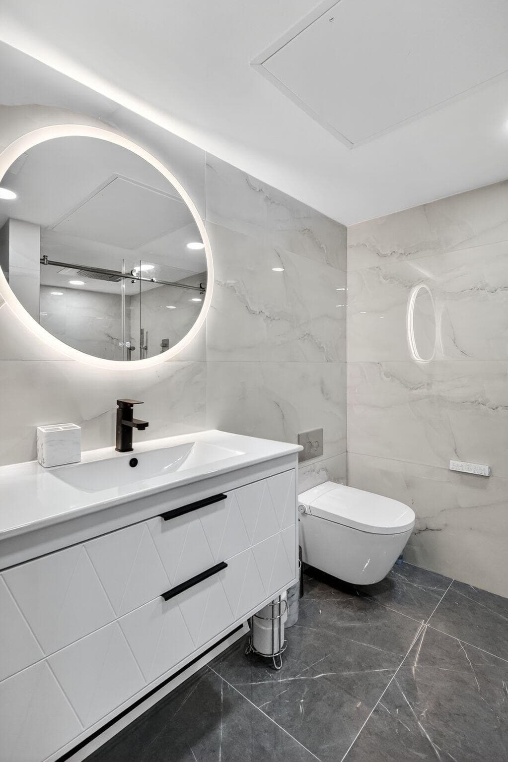 5225 Collins Avenue 1408, Miami Beach, FL 33140 — photo 13 of 37