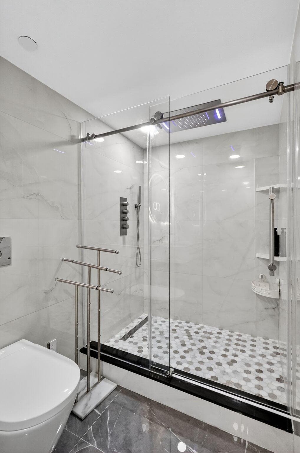 5225 Collins Avenue 1408, Miami Beach, FL 33140 — photo 20 of 37