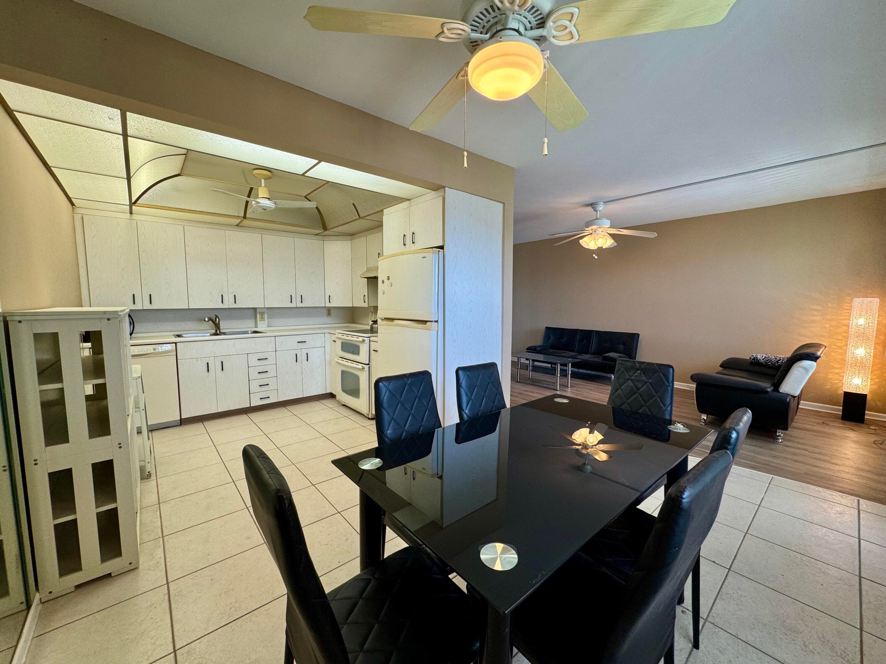 4019 Lincoln A, Boca Raton, FL 33434 — photo 7 of 36