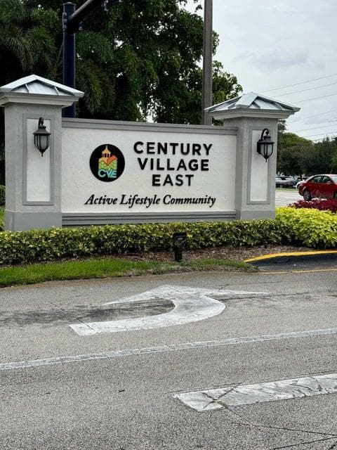 125 Westbury G 125, Deerfield Beach, FL 33442 — photo 1 of 13
