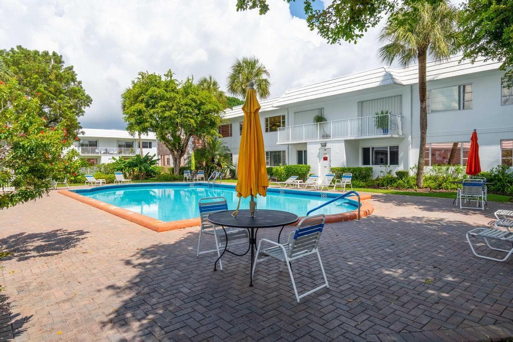418 S Cypress Road 128, Pompano Beach, FL 33060 — photo 36 of 50