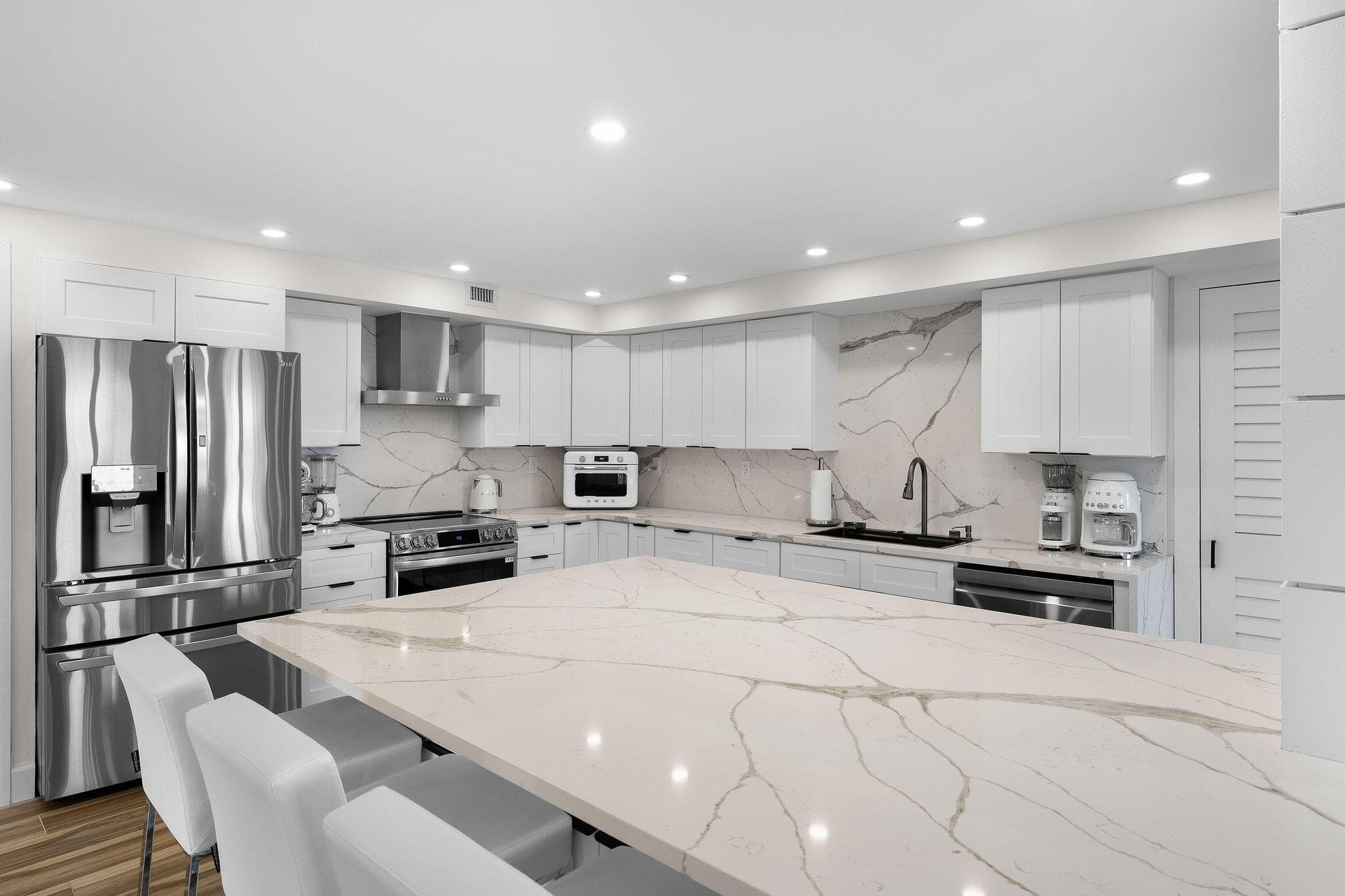 911 Ocean Drive 201, Juno Beach, FL 33408 — photo 8 of 21