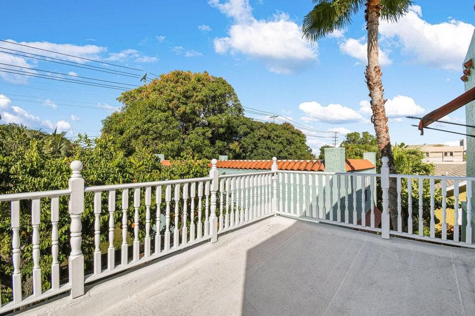 121 S B Street, Lake Worth Beach, FL 33460 — photo 22 of 30