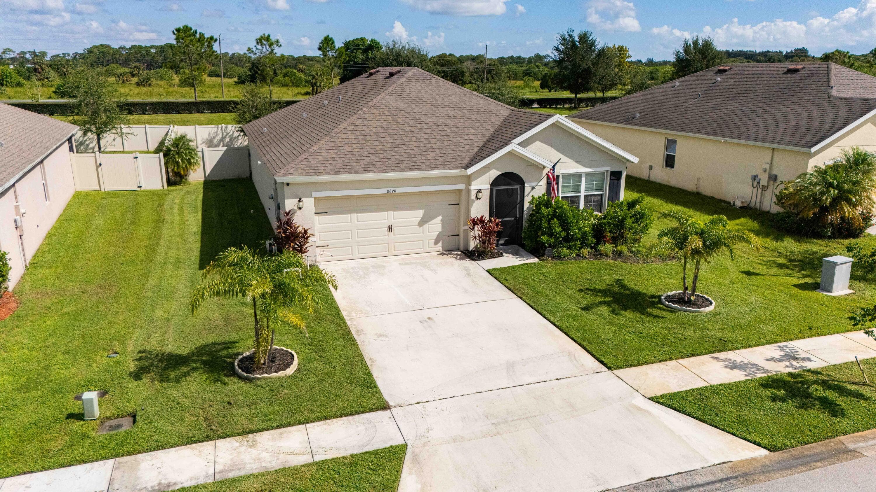 8620 Cobblestone Drive, Fort Pierce, FL 34945 — photo 1 of 31