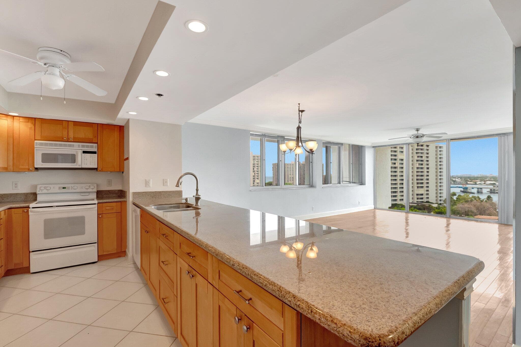 4750 S Ocean Boulevard Ph10, Highland Beach, FL 33487 — photo 10 of 64