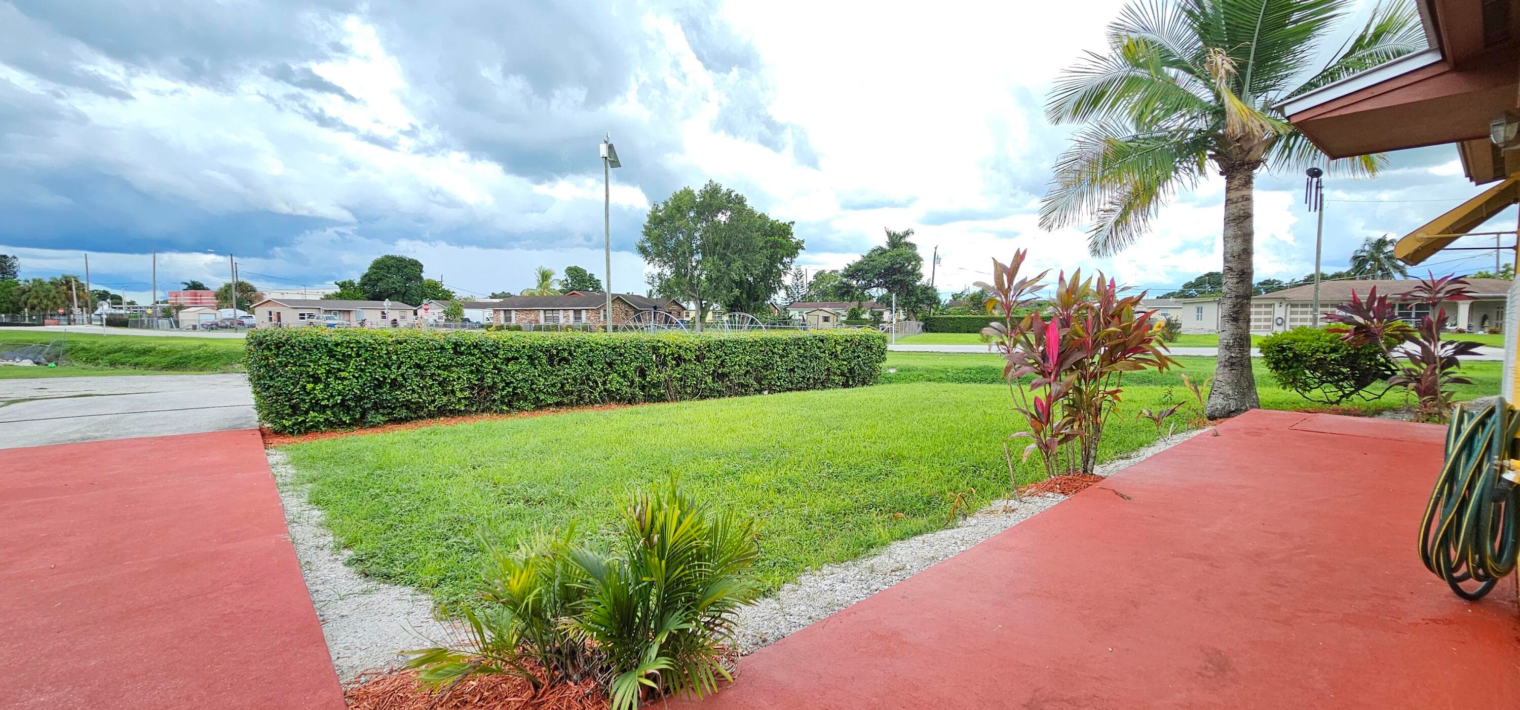 632 SW 13th Street, Belle Glade, FL 33430 — photo 3 of 25