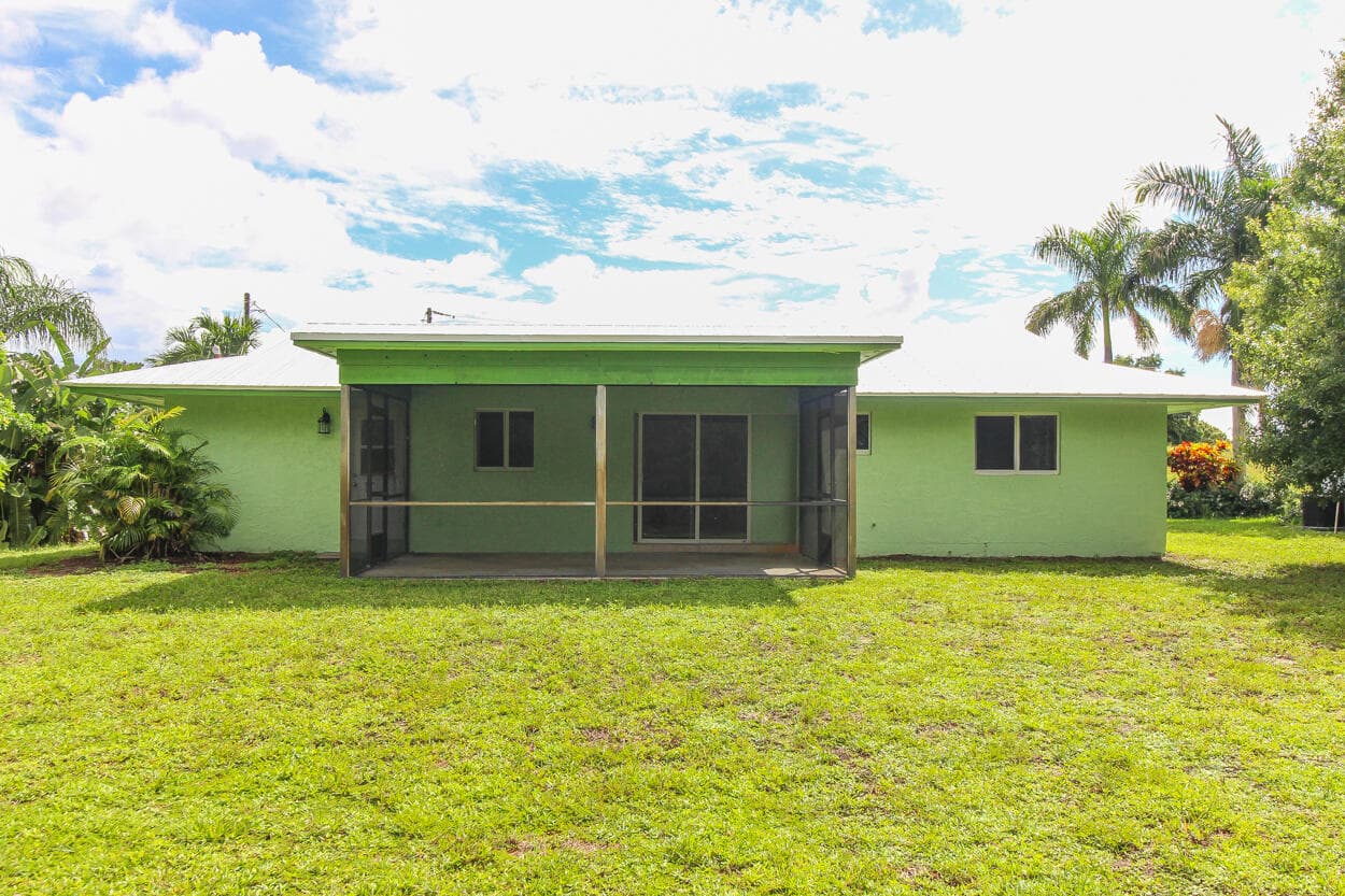 431 NE Julia Court, Jensen Beach, FL 34957 — photo 10 of 36