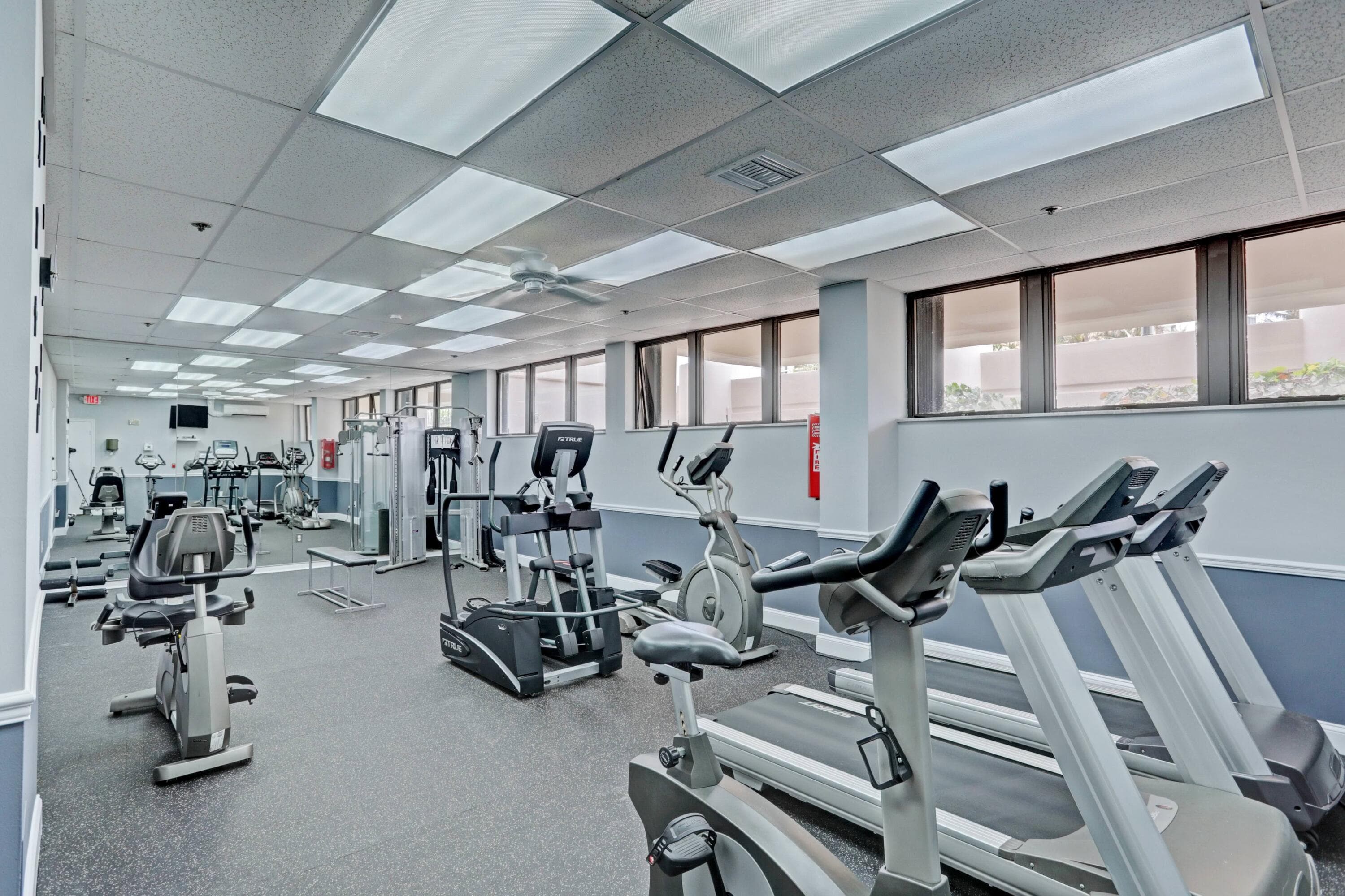 5380 N Ocean Drive 10-B, Singer Island, FL 33404 — photo 34 of 50