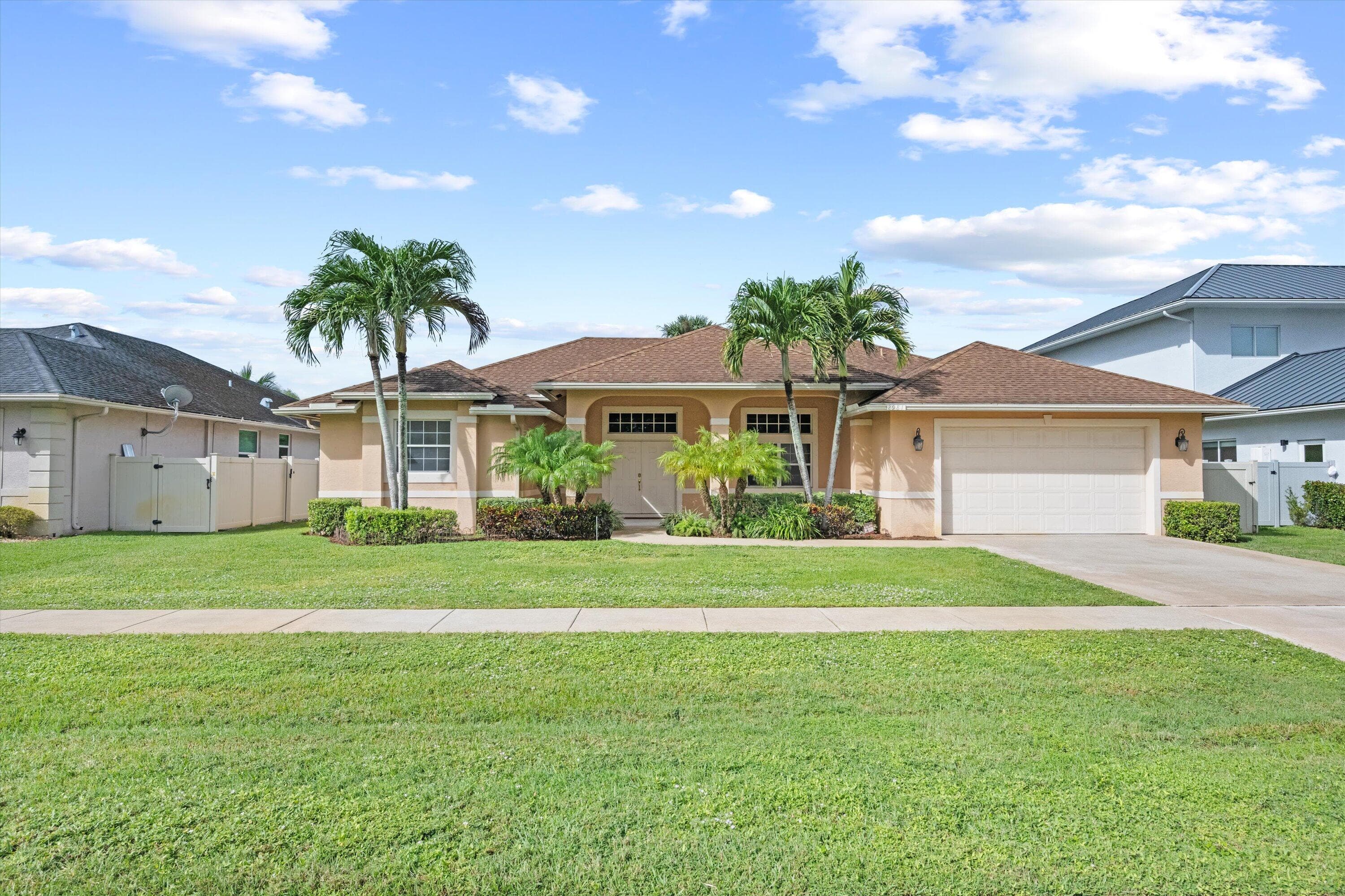 2981 Dovedale Court E, Wellington, FL 33414 — photo 2 of 40