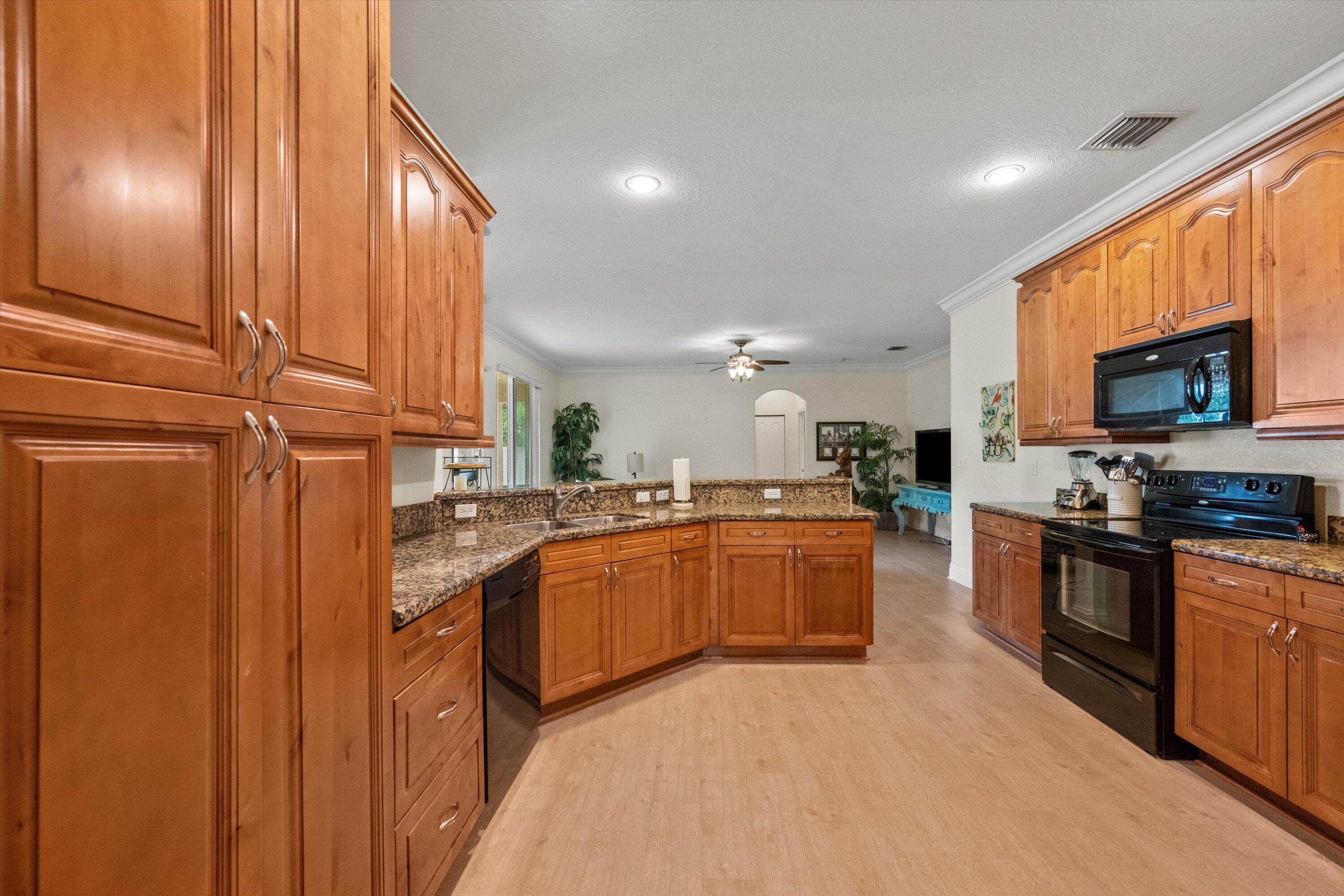2981 Dovedale Court E, Wellington, FL 33414 — photo 6 of 40