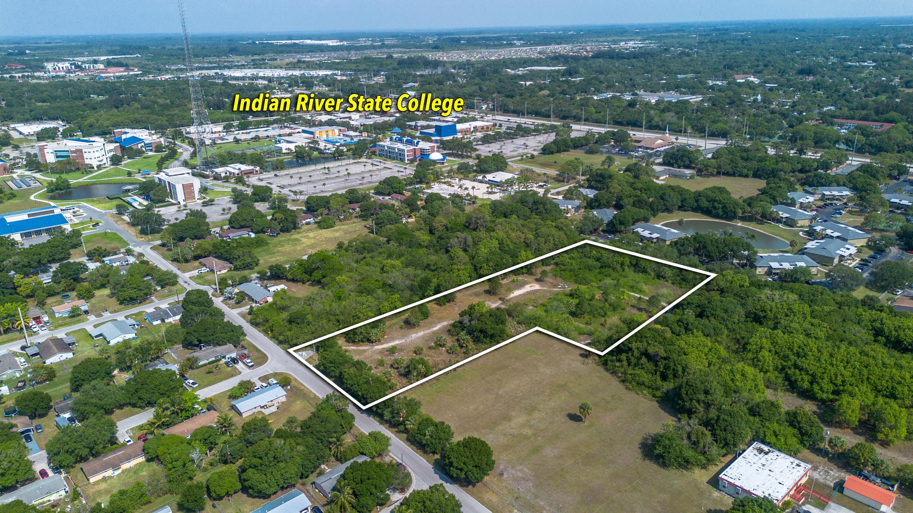 2205 S Stanton Avenue, Fort Pierce, FL 34981 — photo 8 of 11