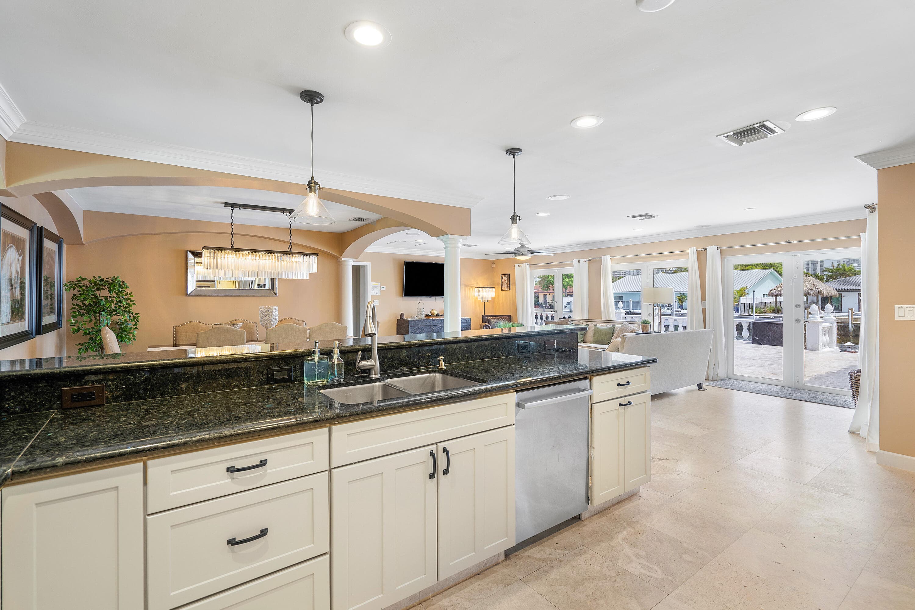 41 Castle Harbor Island, Fort Lauderdale, FL 33308 — photo 13 of 50