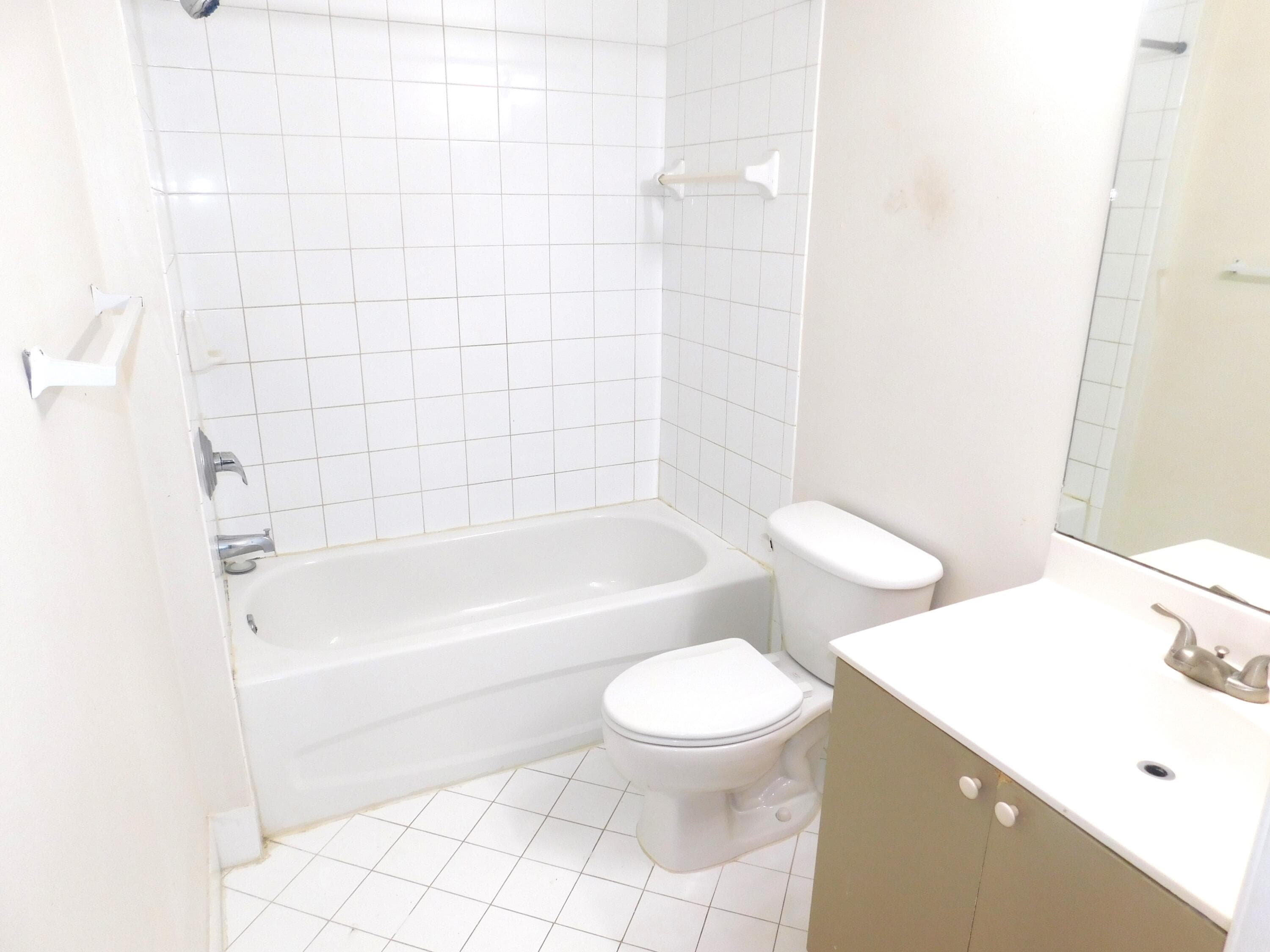 3800 N Jog Road 204, West Palm Beach, FL 33411 — photo 10 of 13