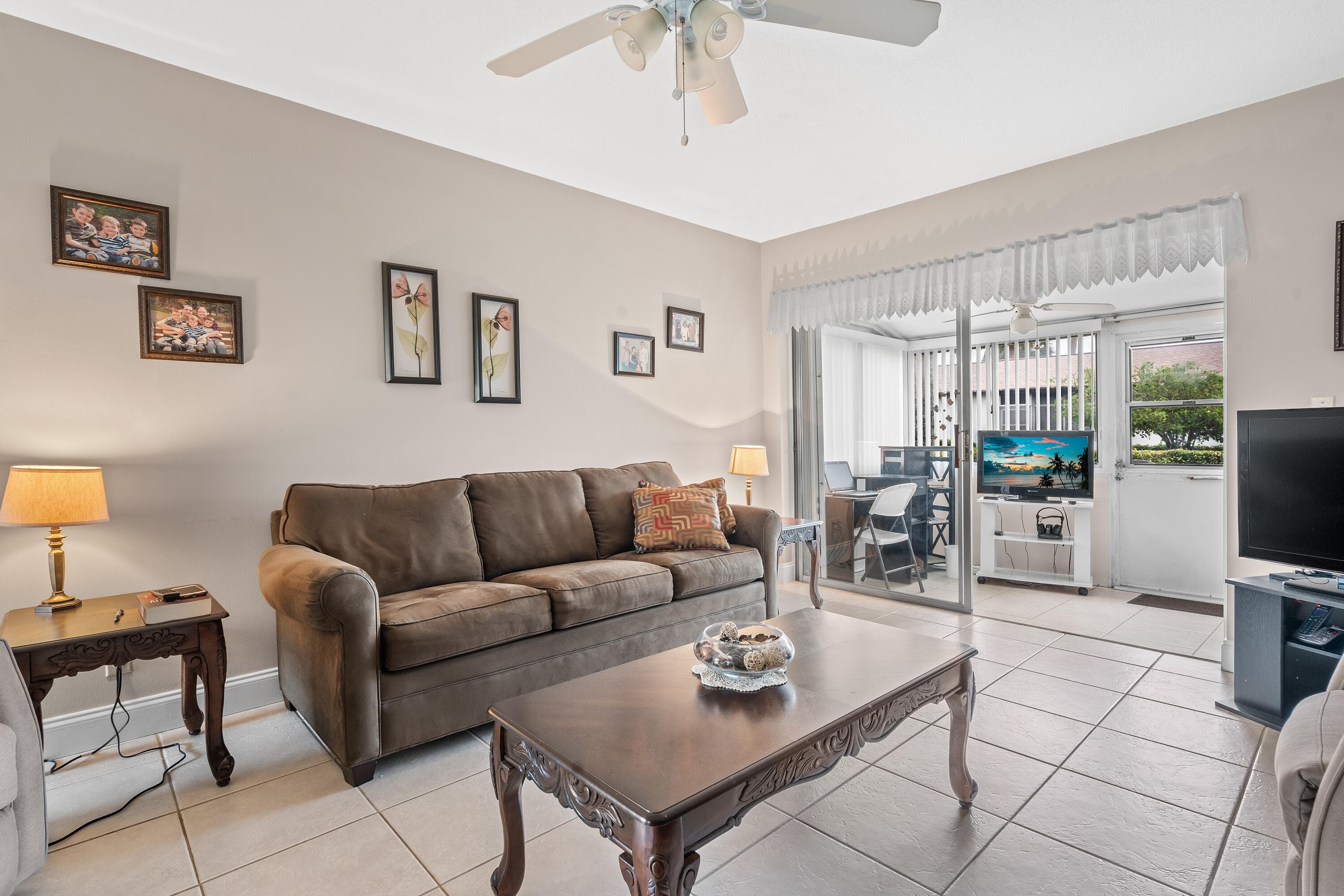 2822 Crosley Drive W B, West Palm Beach, FL 33415 — photo 5 of 33