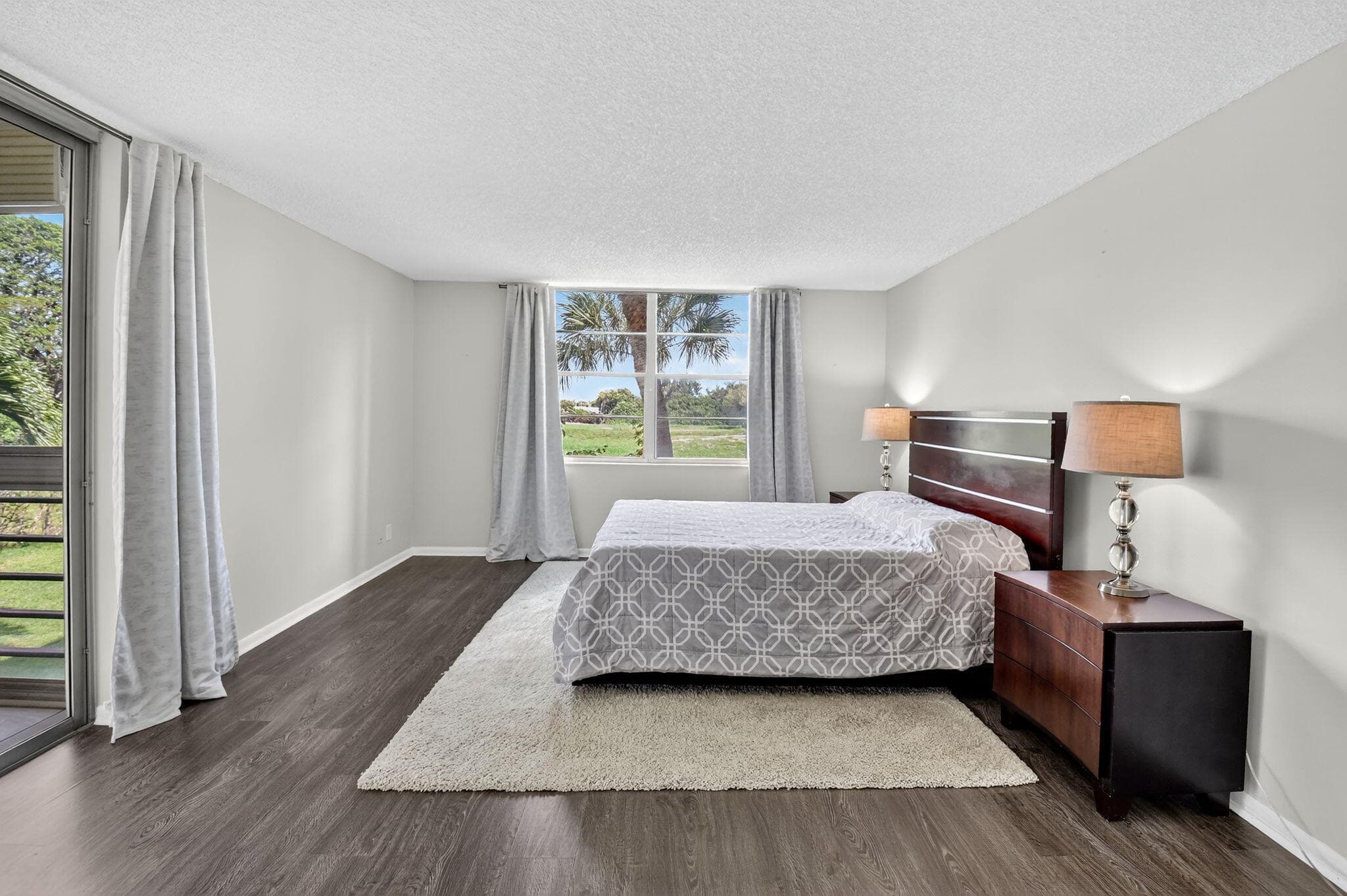 5340 NW 2nd Avenue 220, Boca Raton, FL 33487 — photo 9 of 36