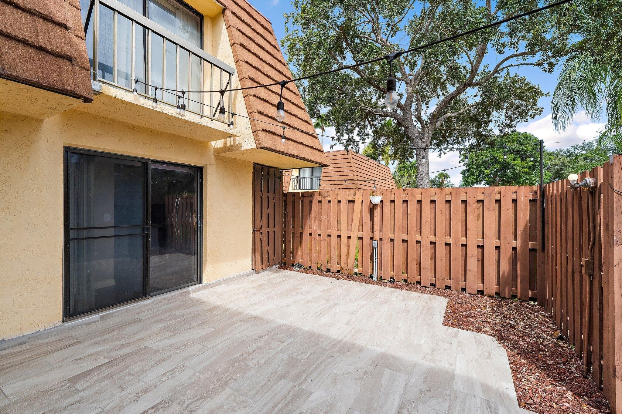 825 Center Street 30a, Jupiter, FL 33458 — photo 5 of 34