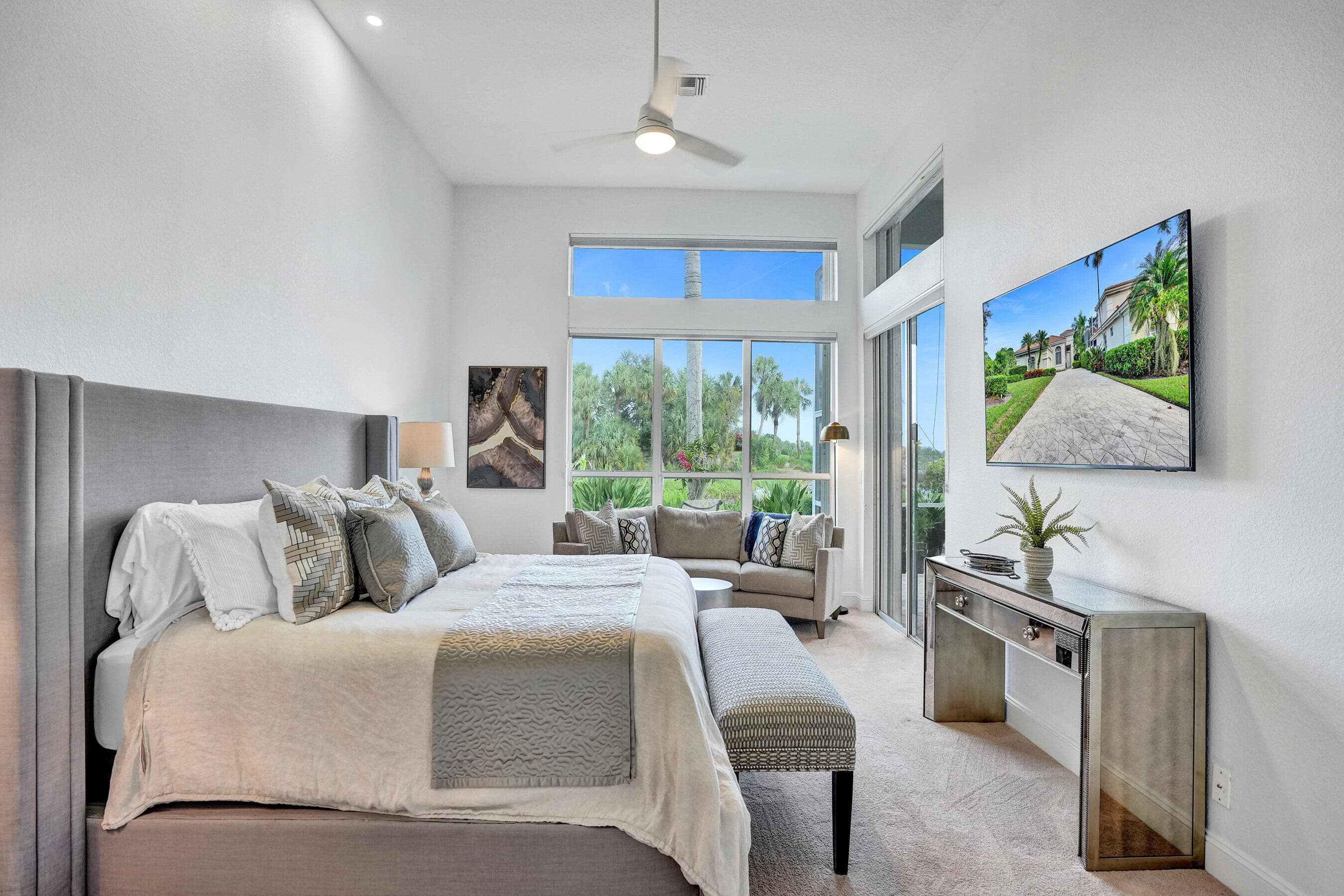 251 Isle Way, Palm Beach Gardens, FL 33418 — photo 15 of 68