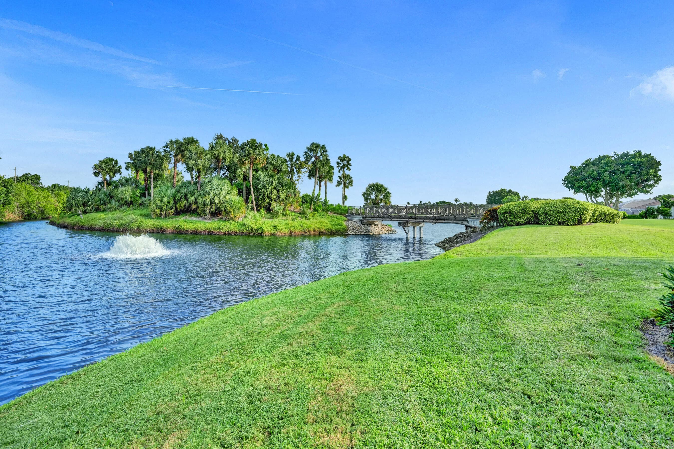 251 Isle Way, Palm Beach Gardens, FL 33418 — photo 38 of 68