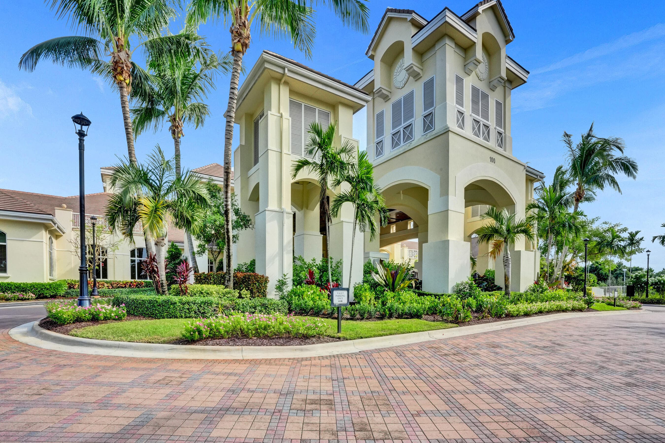 251 Isle Way, Palm Beach Gardens, FL 33418 — photo 52 of 68