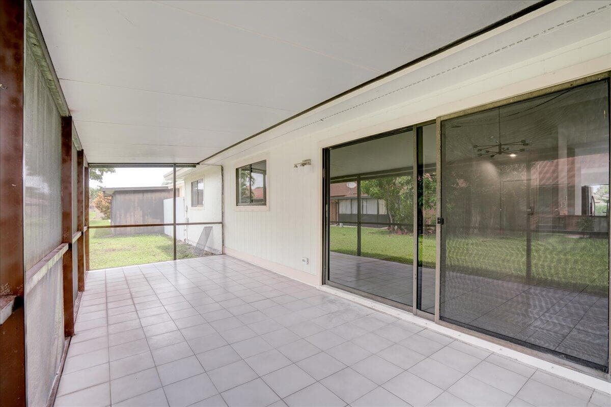 3 Fawlkland Circle, Boynton Beach, FL 33426 — photo 37 of 54