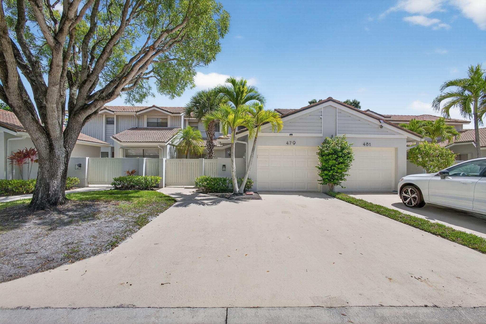 479 Prestwick Circle, Palm Beach Gardens, FL 33418 — photo 2 of 90