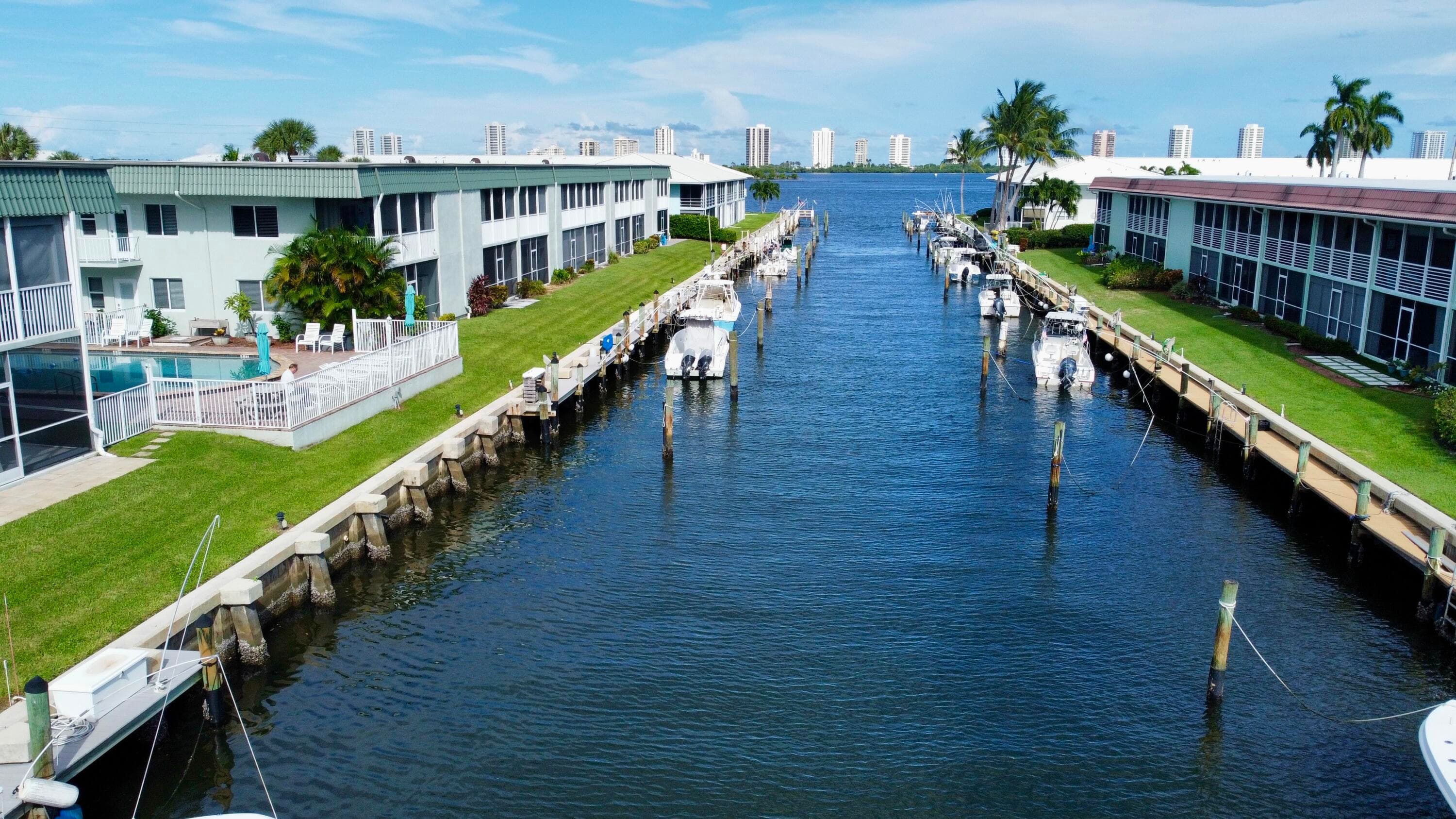 120 Wettaw Lane 210, North Palm Beach, FL 33408 — photo 1 of 29