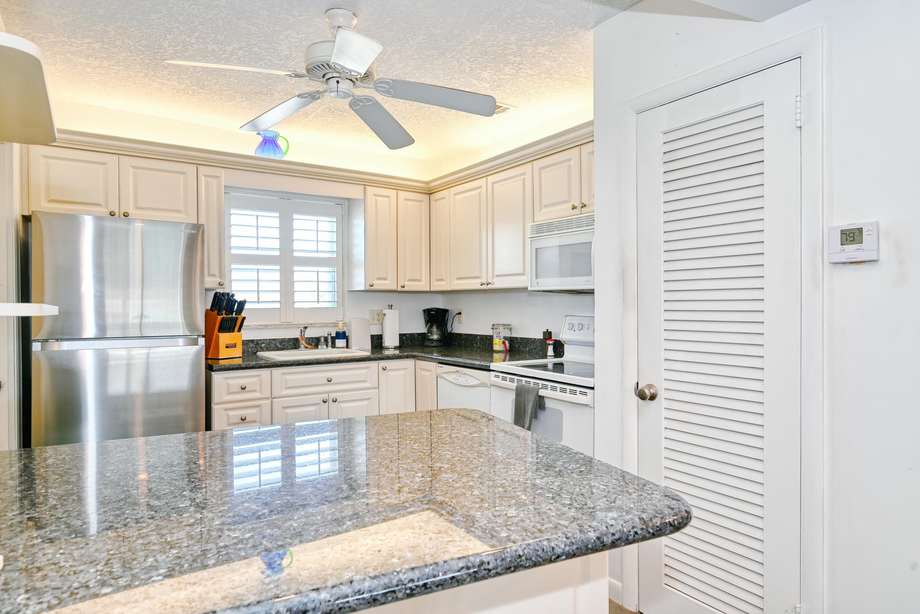 120 Wettaw Lane 210, North Palm Beach, FL 33408 — photo 10 of 29