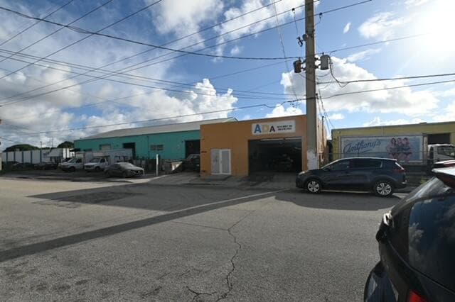 4906 Georgia Avenue, West Palm Beach, FL 33405 — photo 2 of 19