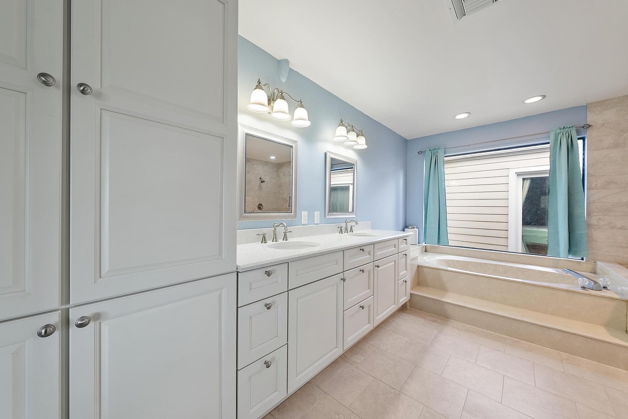 6642 S Pine Court, Palm Beach Gardens, FL 33418 — photo 10 of 31