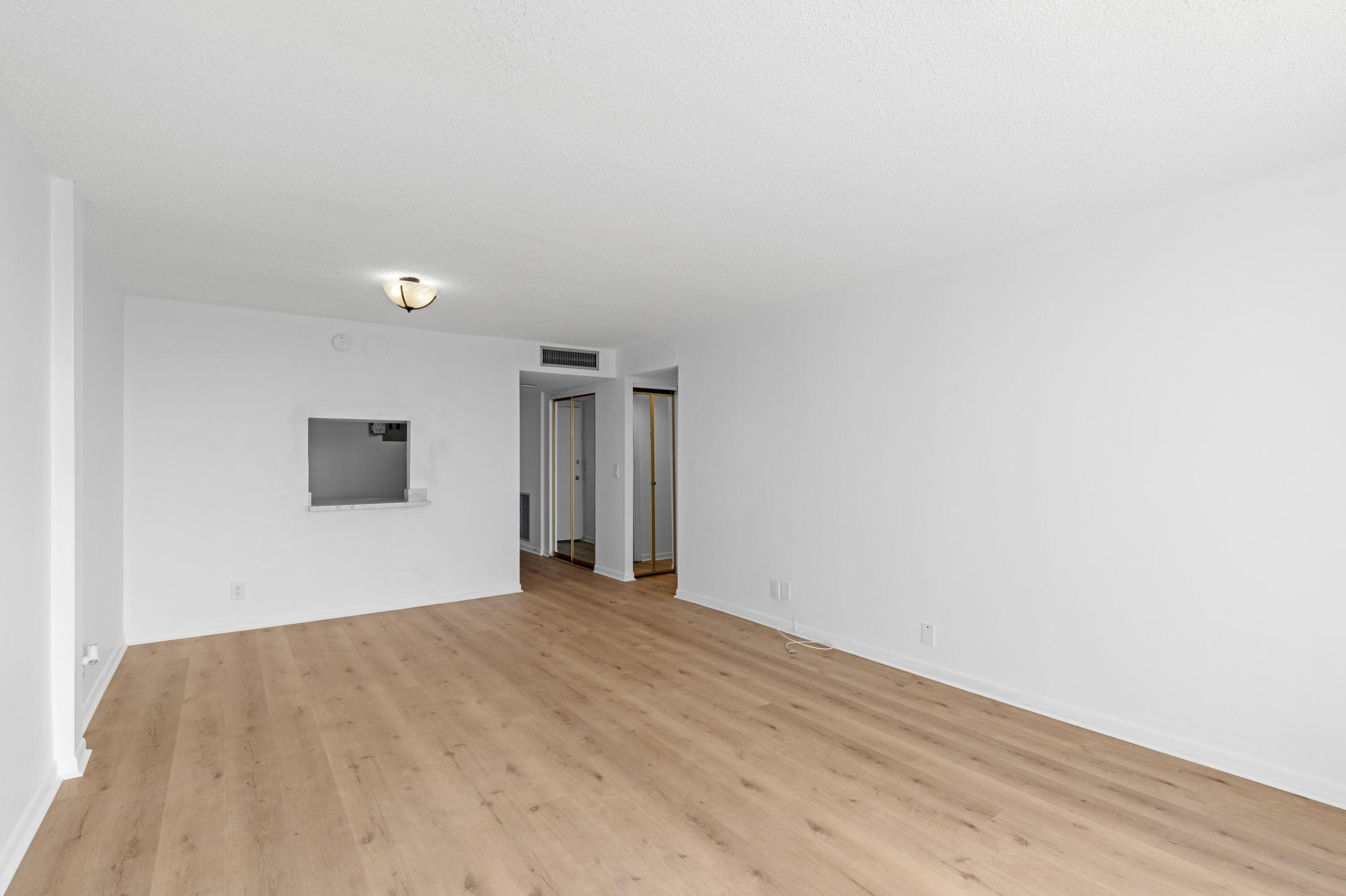 480 Executive Center Drive 5i, West Palm Beach, FL 33401 — photo 7 of 10