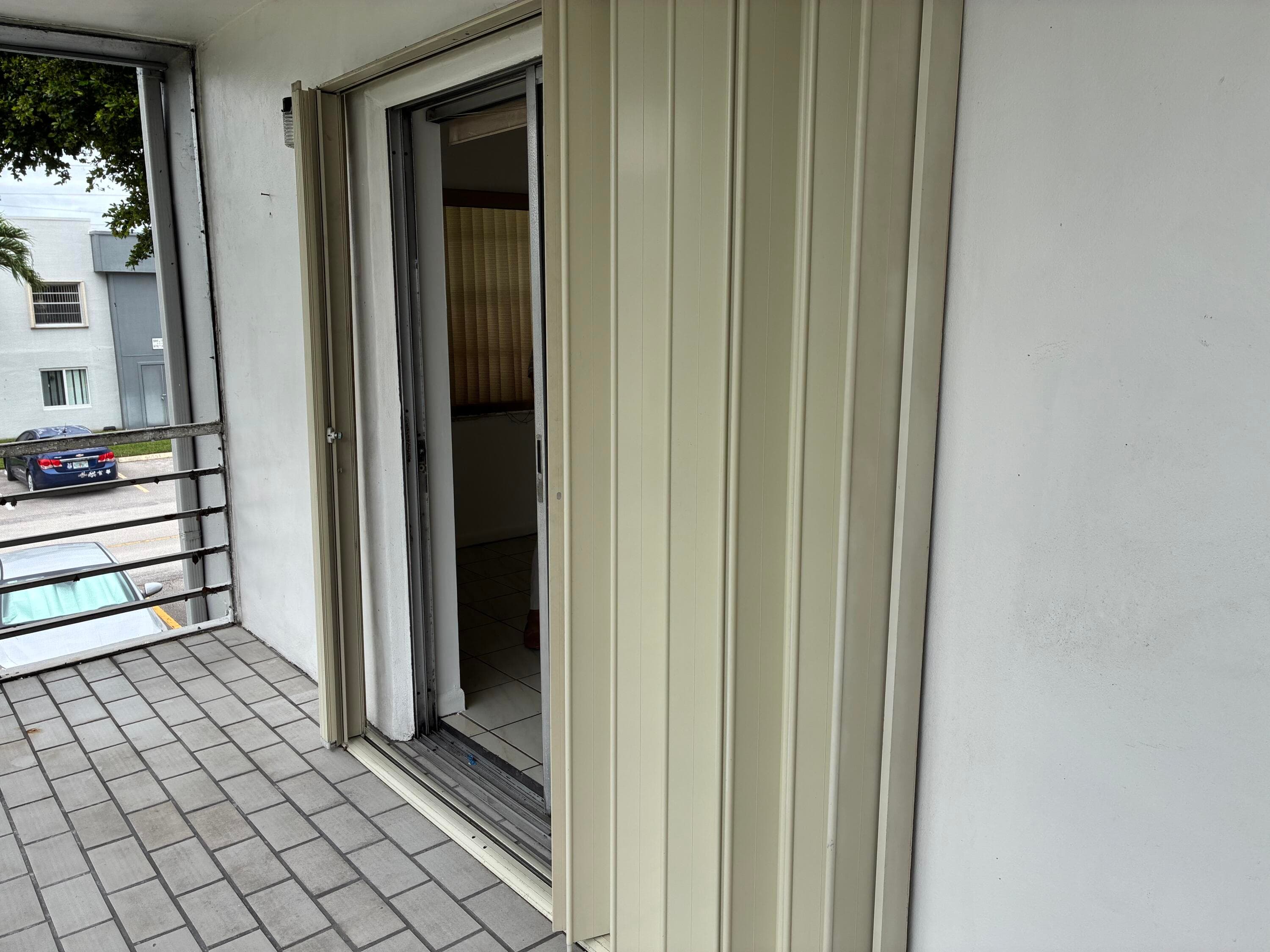 574 Burgundy L 574, Delray Beach, FL 33484 — photo 28 of 55