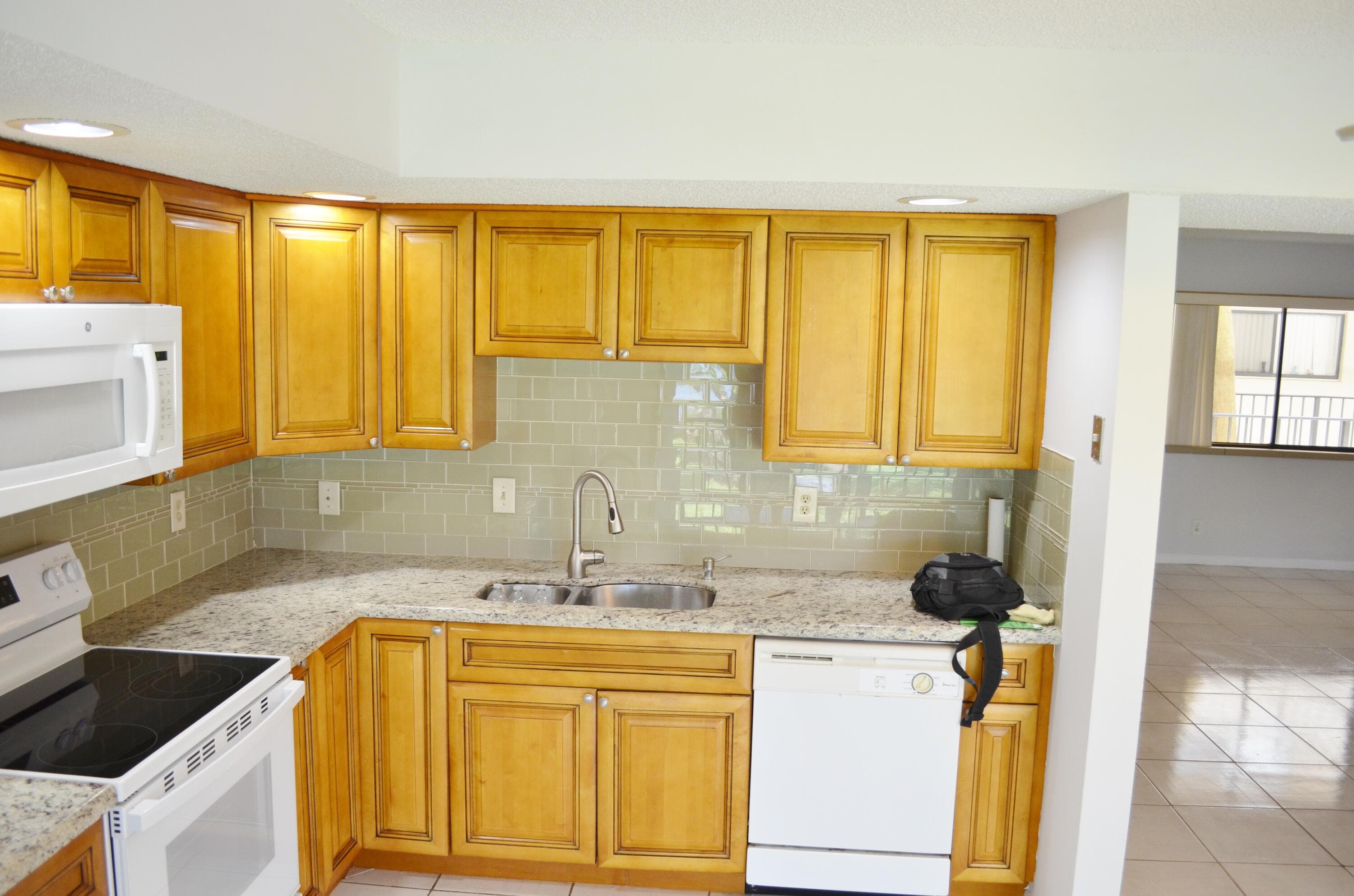 5220 Las Verdes Circle 211, Delray Beach, FL 33484 — photo 6 of 56